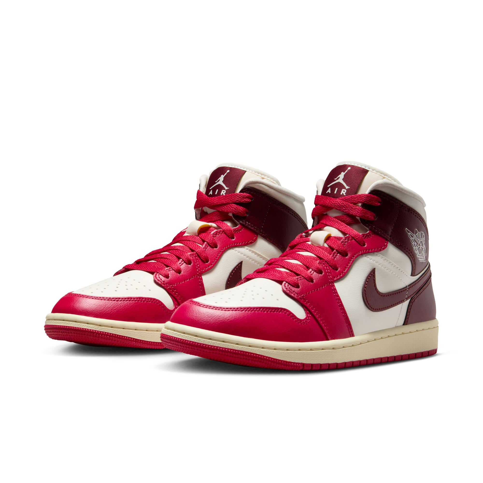 AIR JORDAN 1 MID image number null