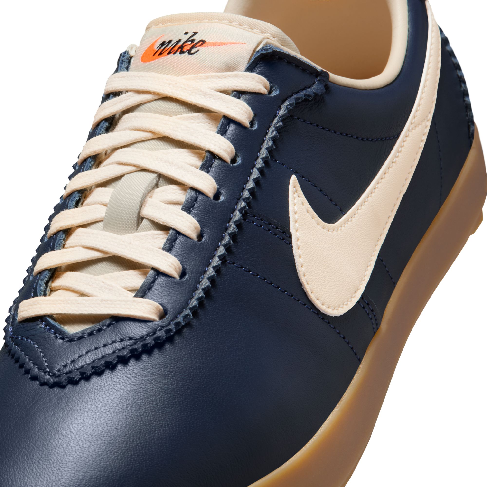 Nike Astrograbber Leather image number null