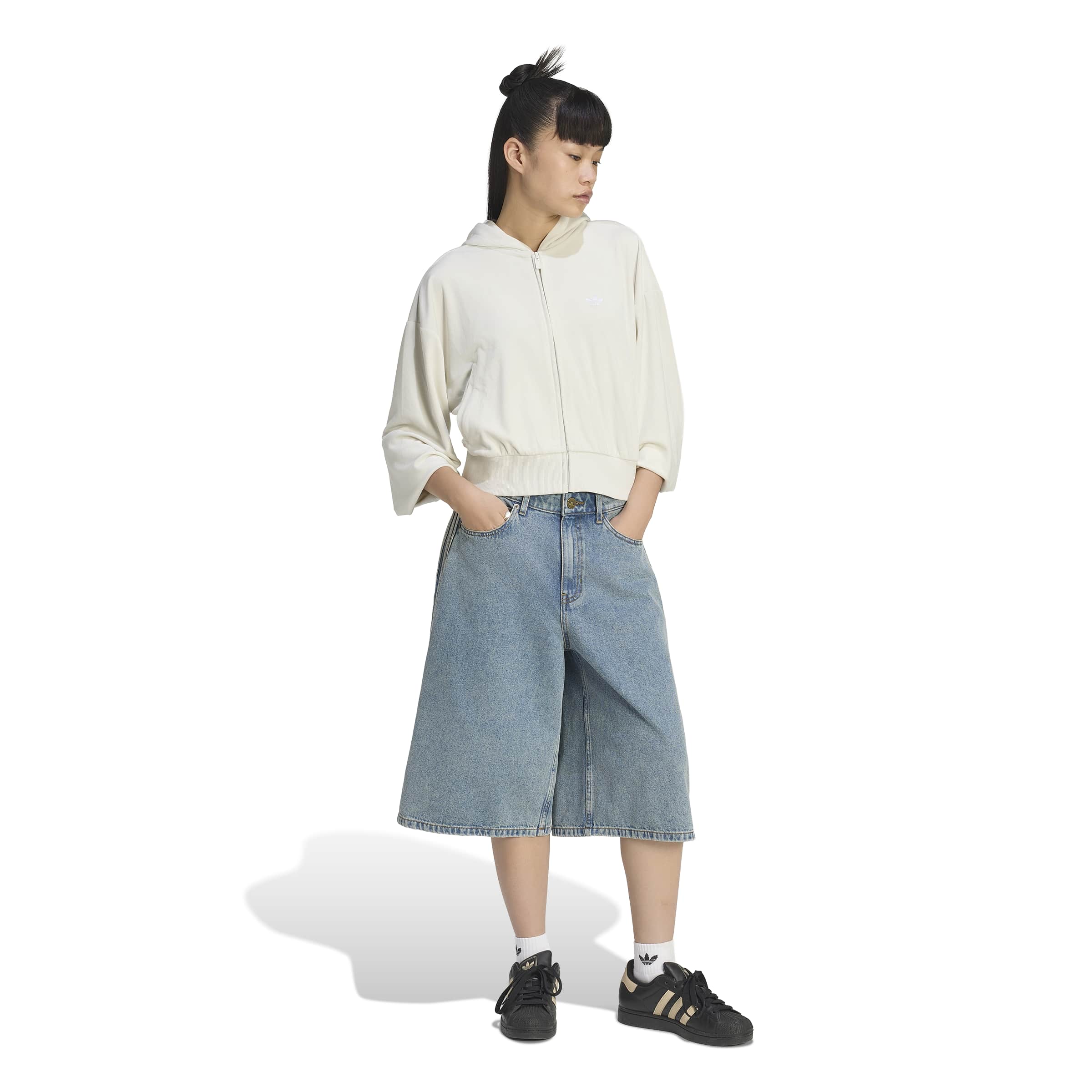 JORTS D image number null