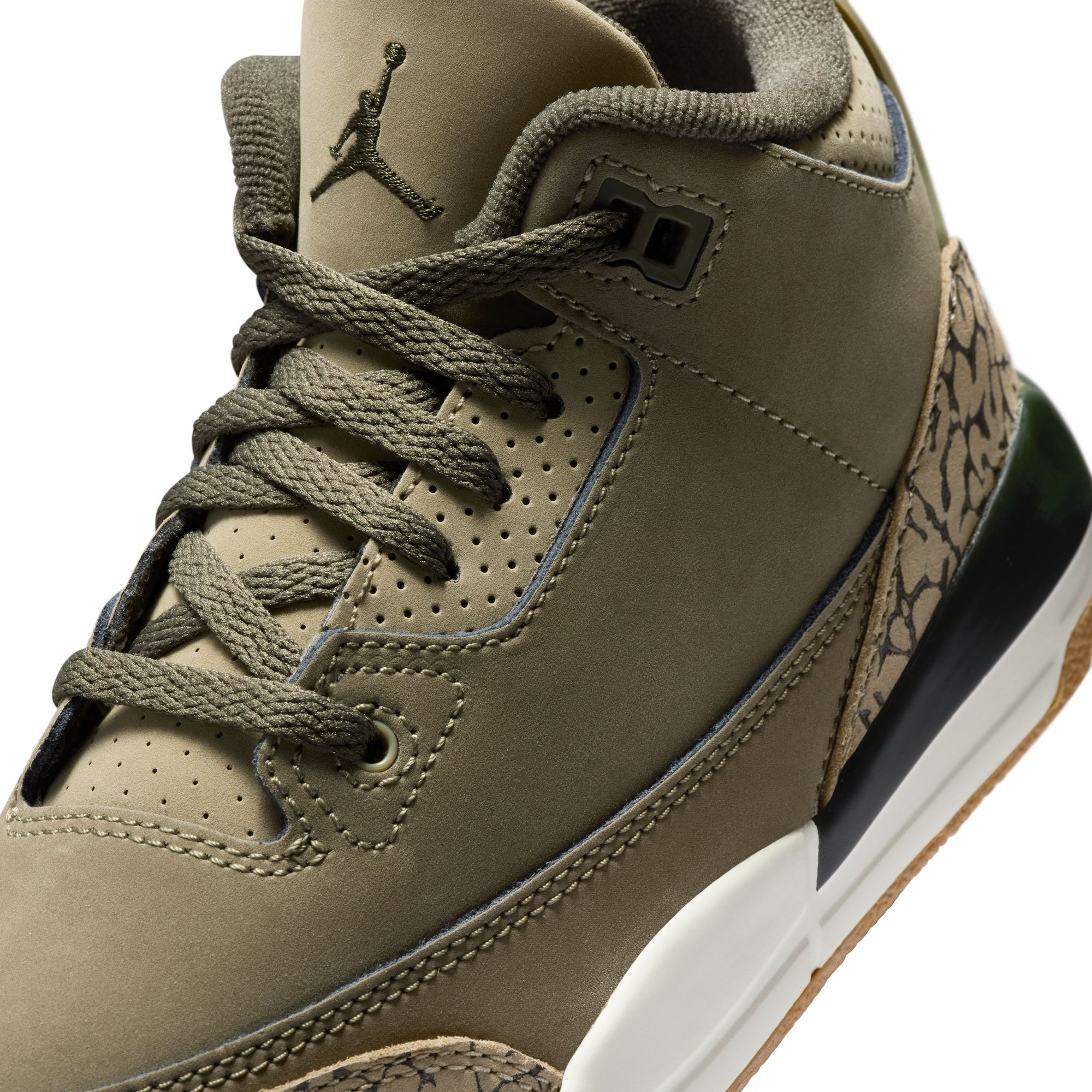 JORDAN 3 RETRO image number null