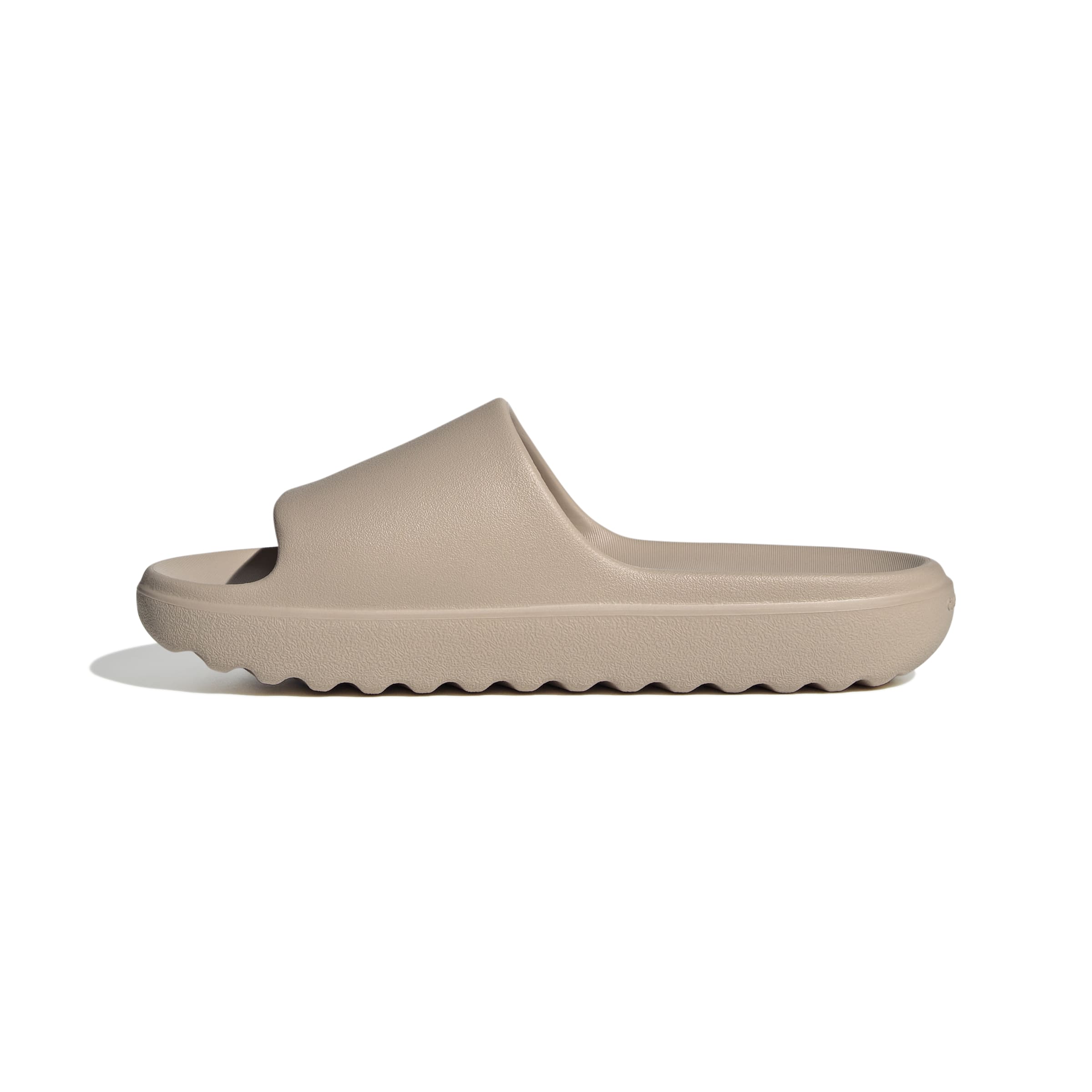 ADILETTE LUMIA