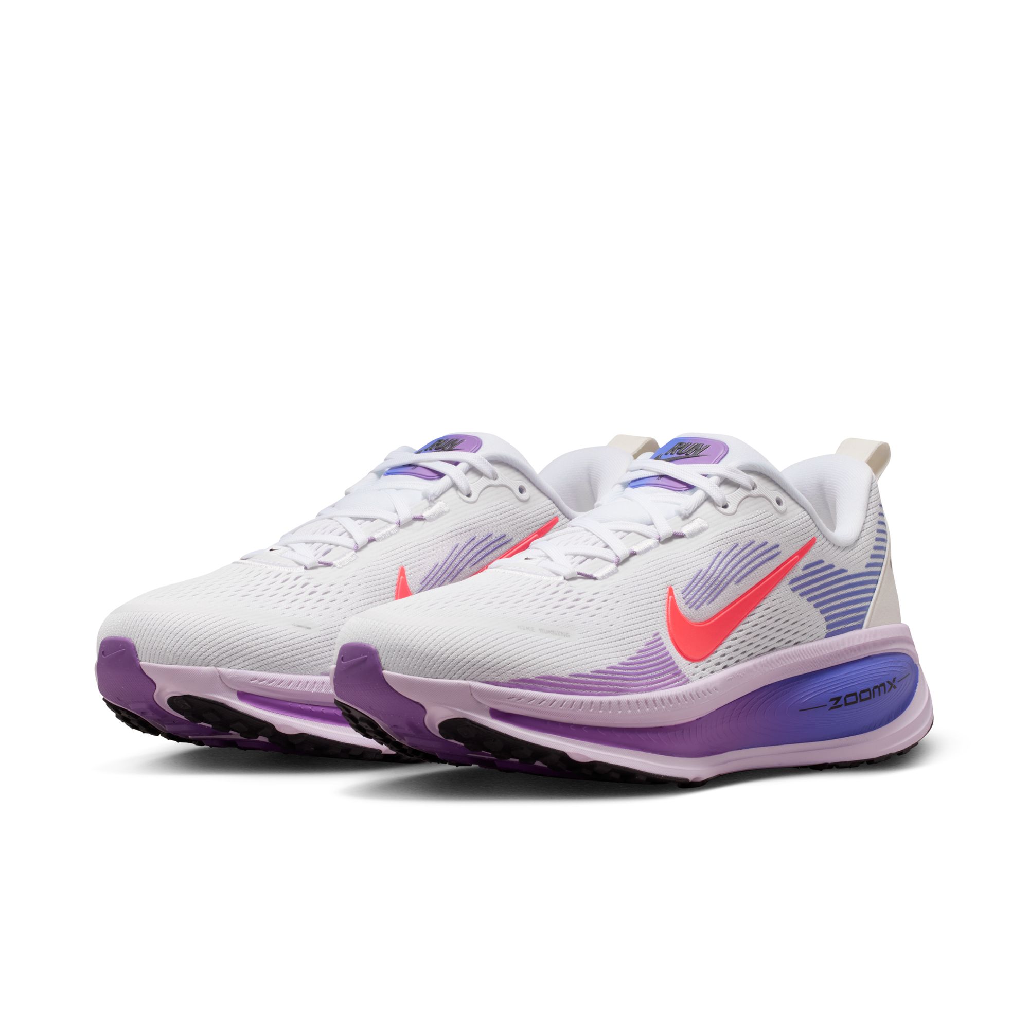 Nike Vomero 18 image number null