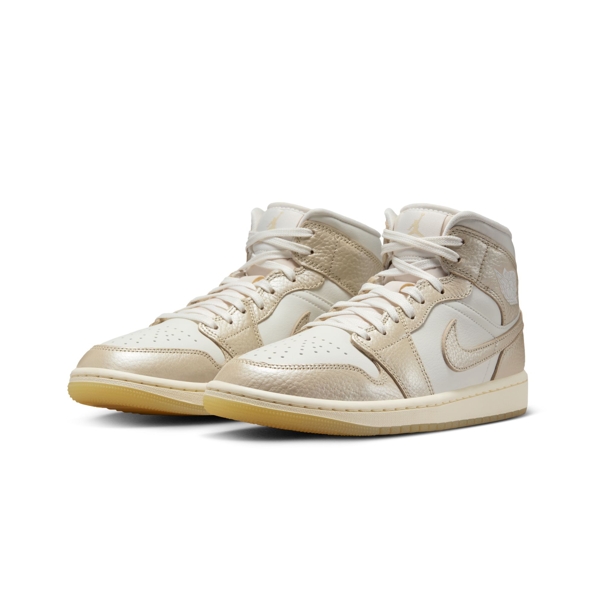 WMNS AIR JORDAN 1 MID SE V2 image number null