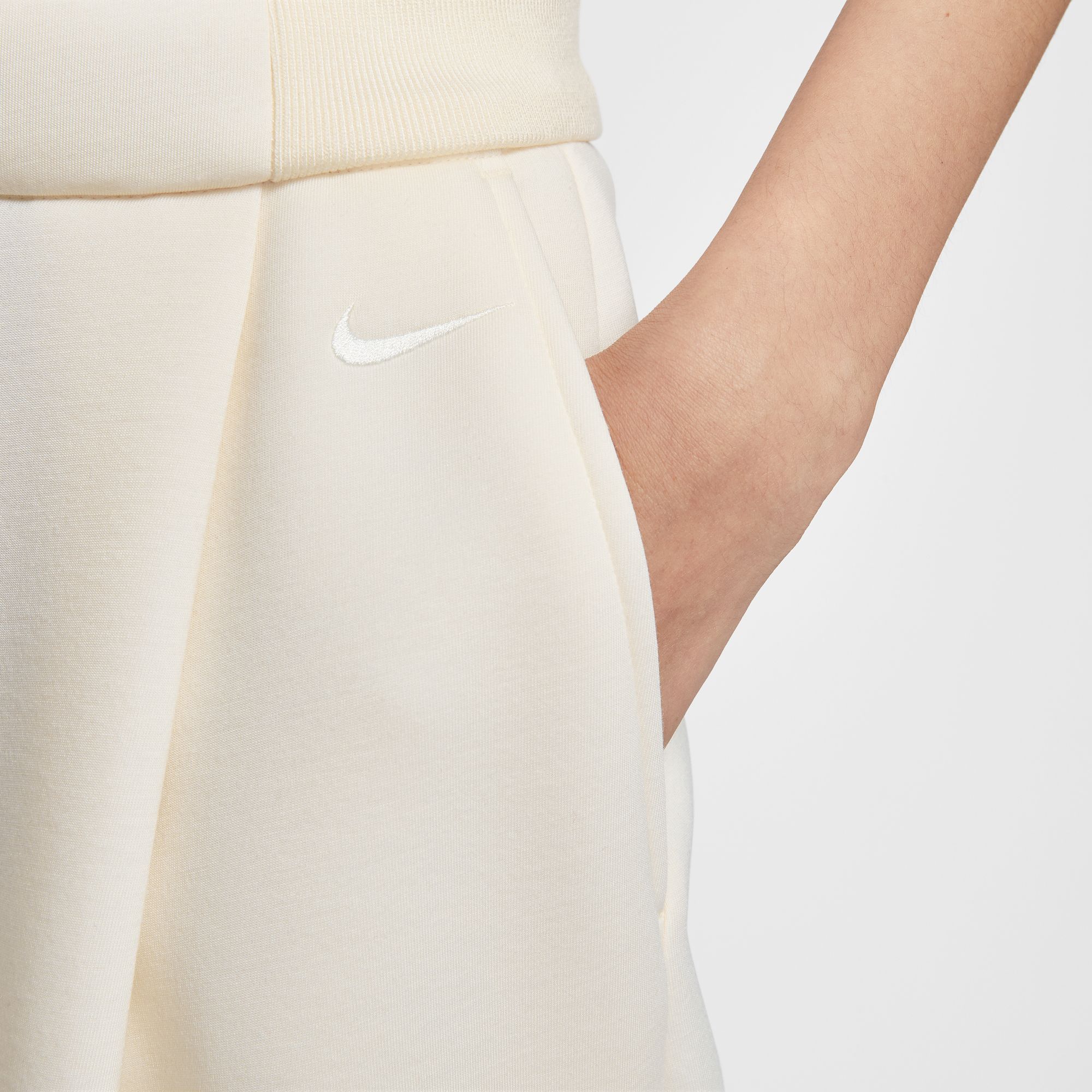 AS W NSW MOD FLC PANT image number null