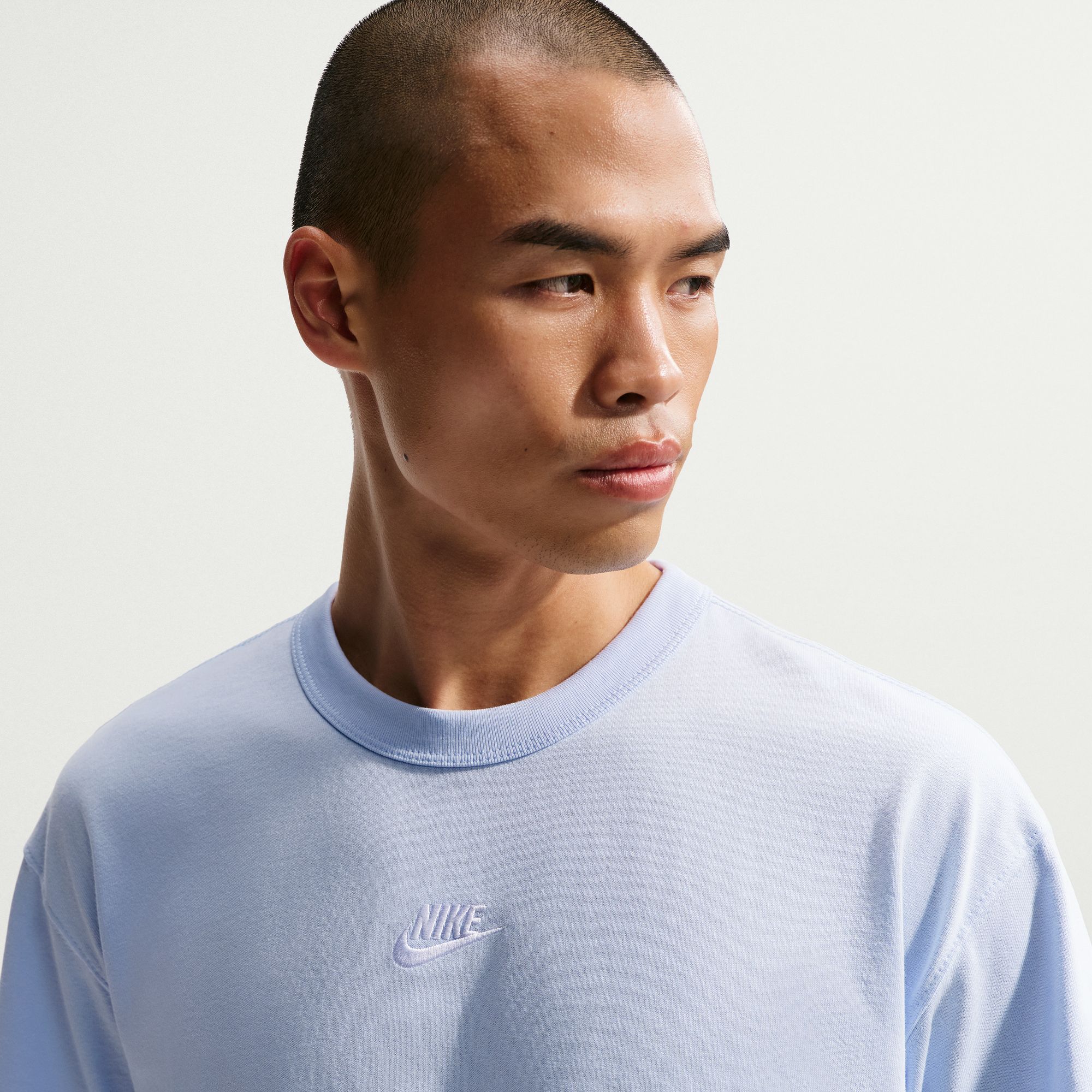 Nike Sportswear Premium Essentials image number null