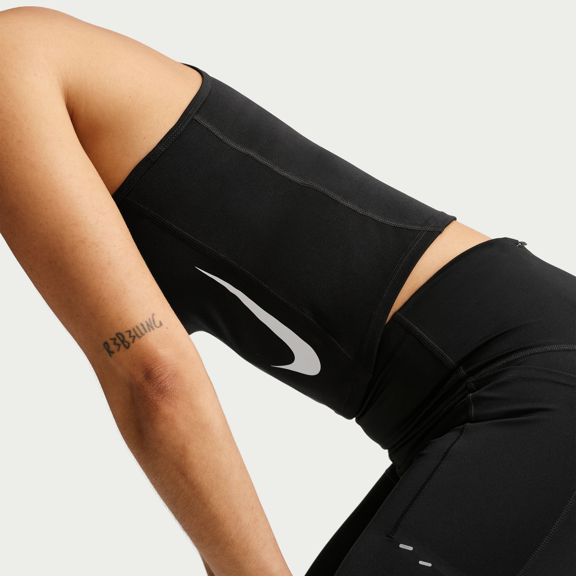Nike Tempo Swoosh image number null