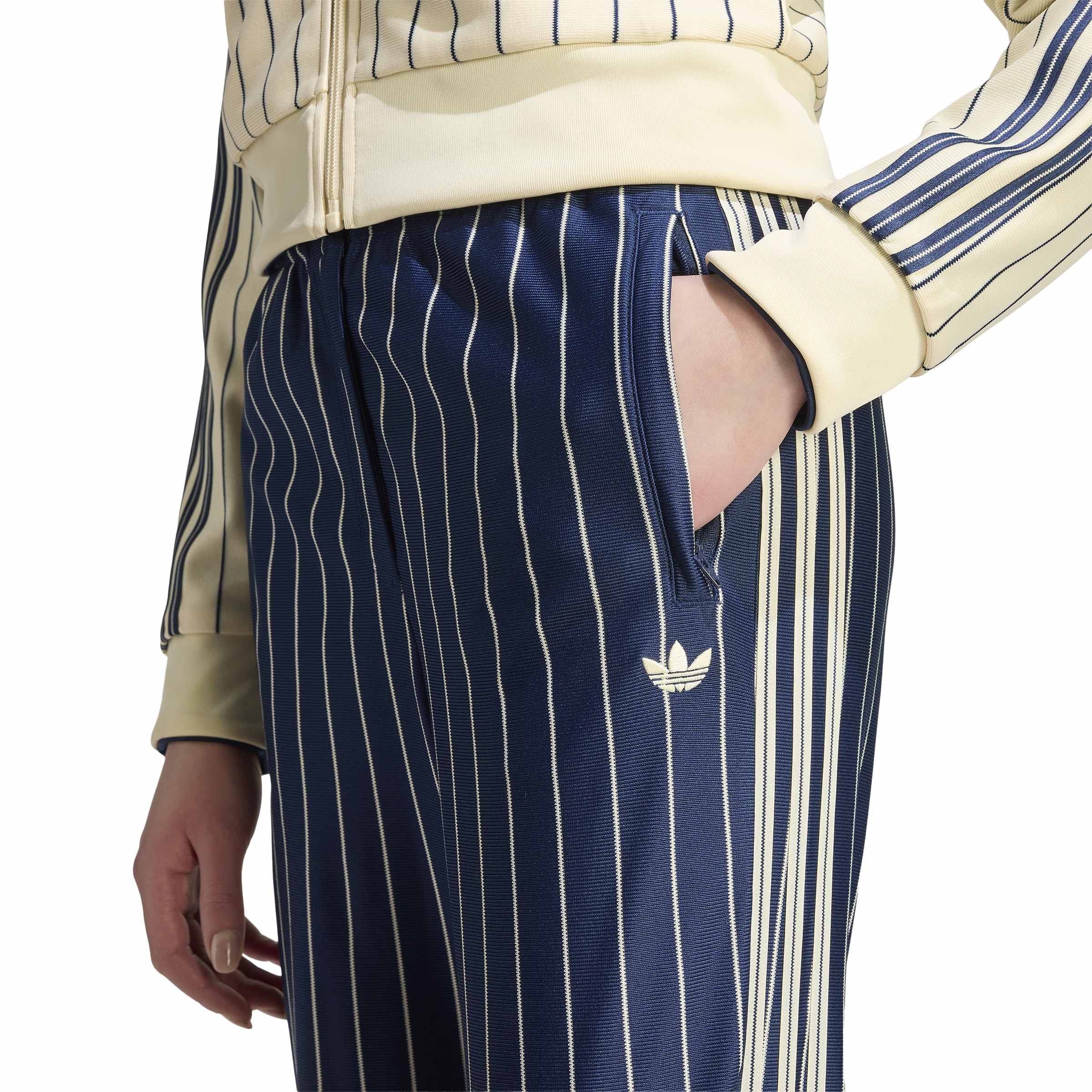 PINSTRIPE FIREBIRD TP image number null