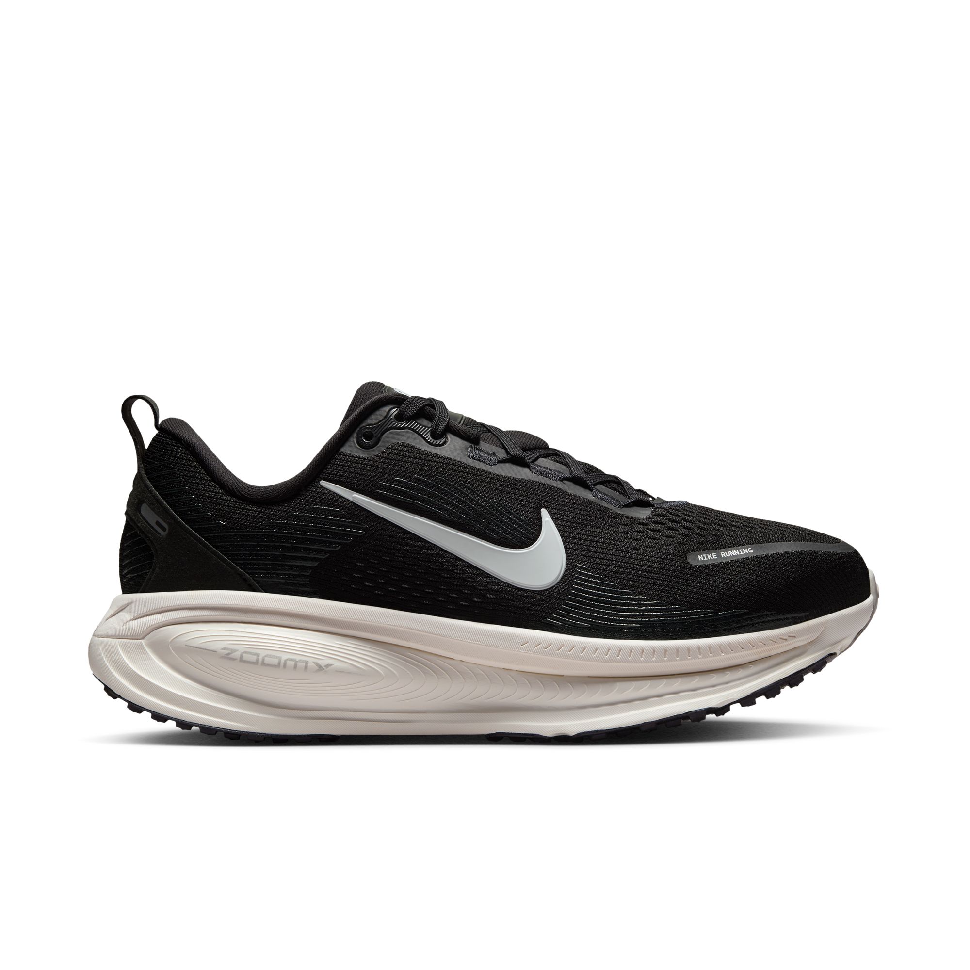 NIKE VOMERO 18 image number null