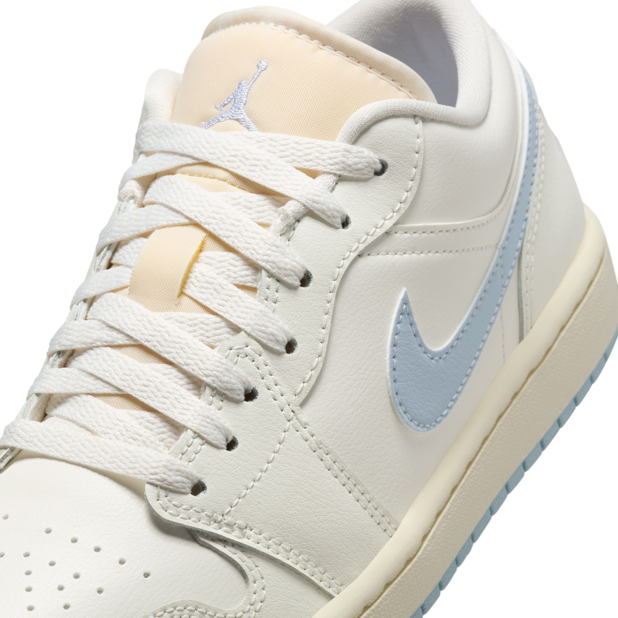 AIR JORDAN 1 LOW image number null