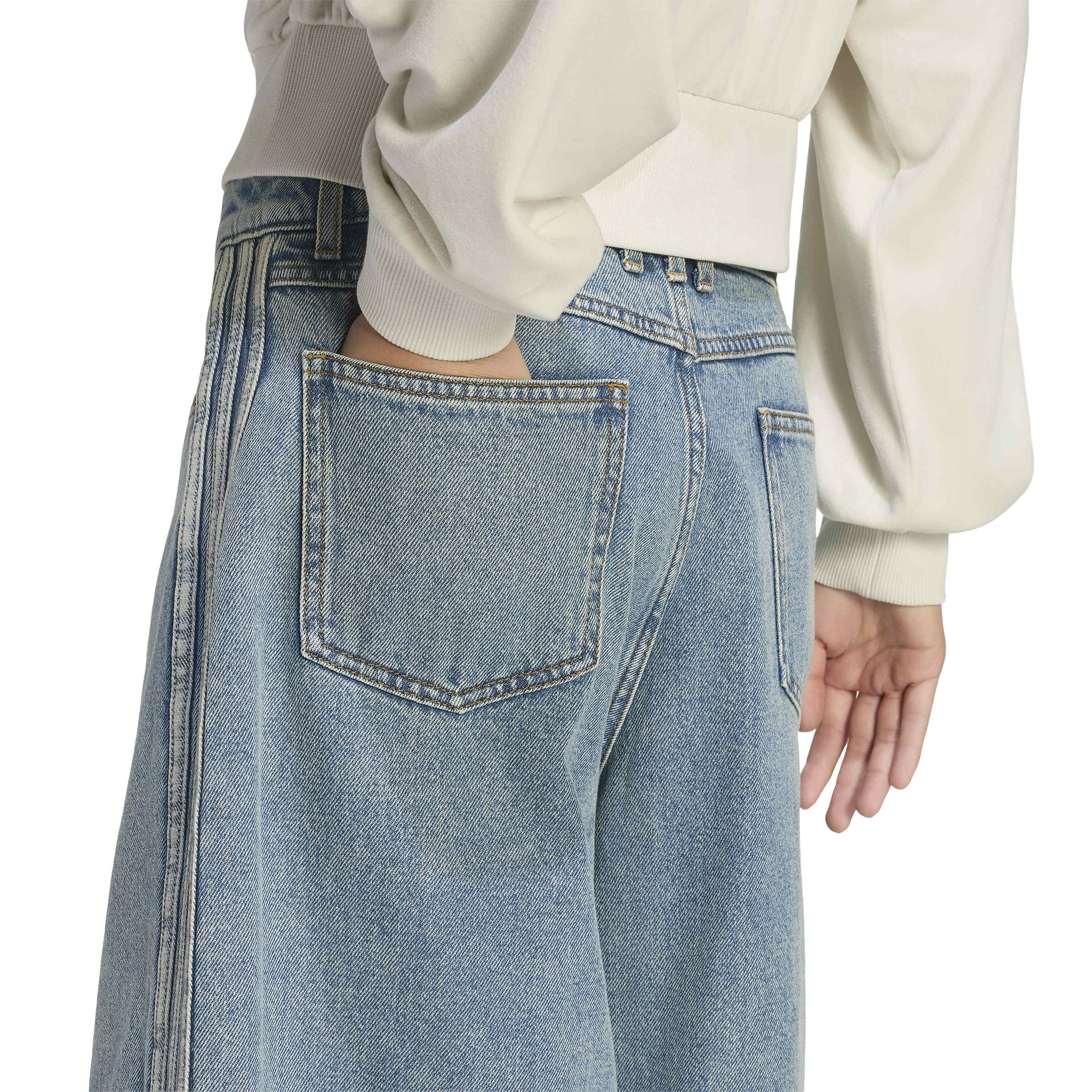JORTS D image number null
