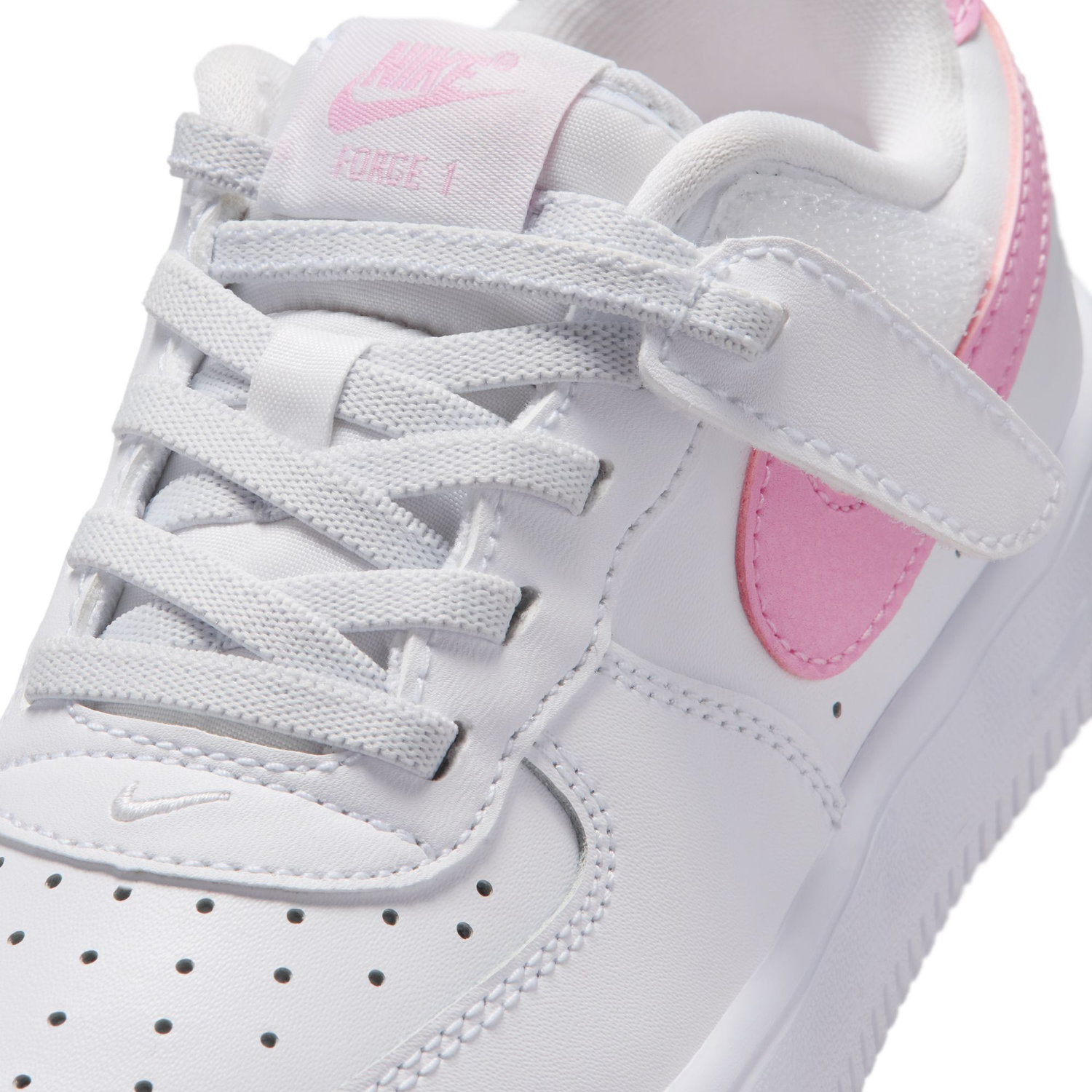 Nike Force 1 Low EasyOn image number null