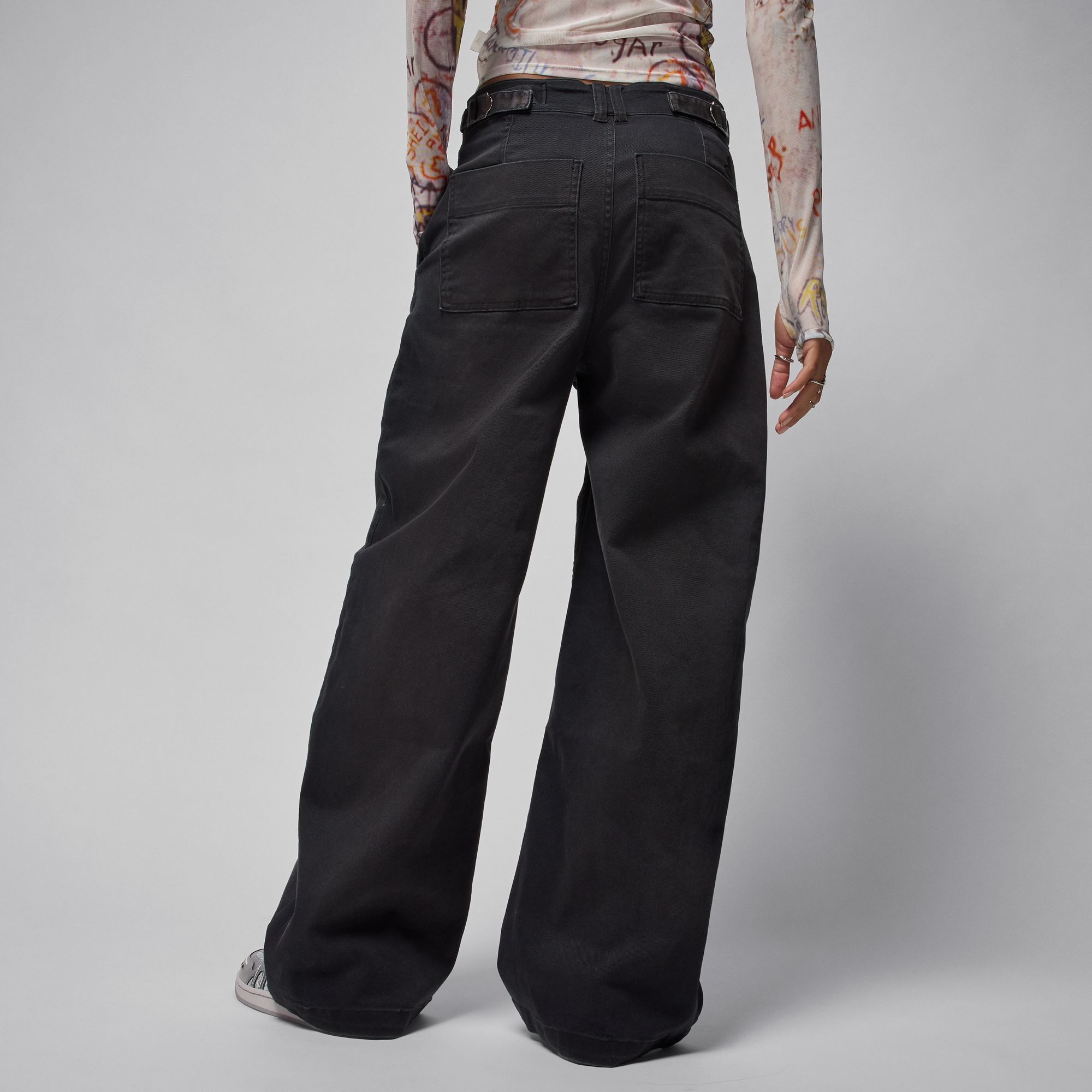 W J FLT BARREL PANT image number null