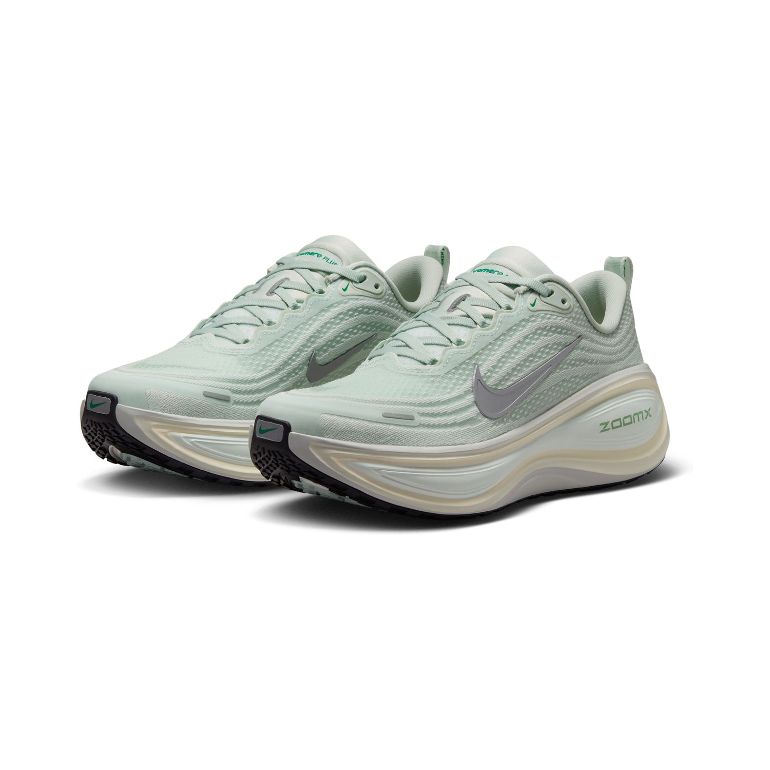 Nike Vomero Plus image number null