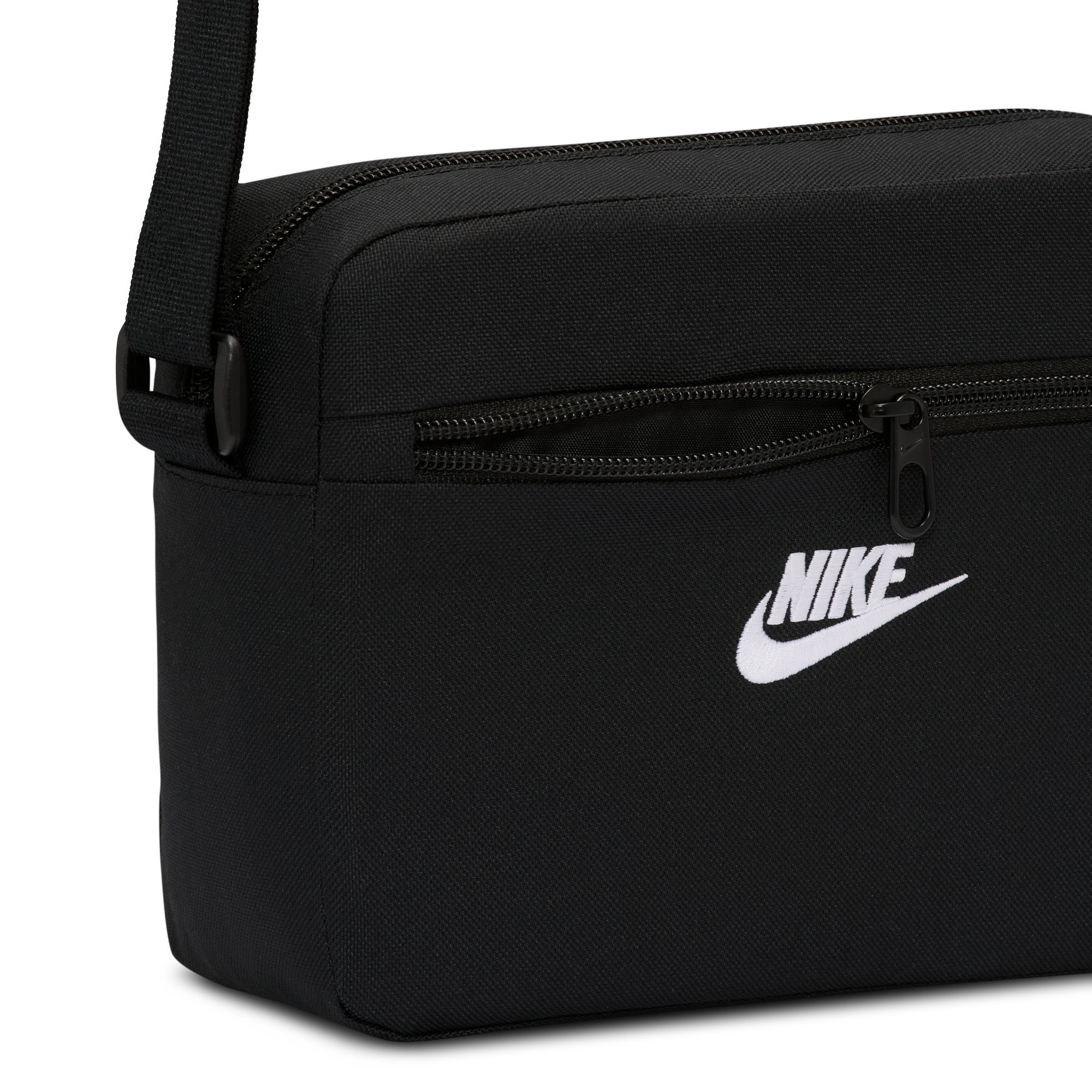 Nike Heritage image number null