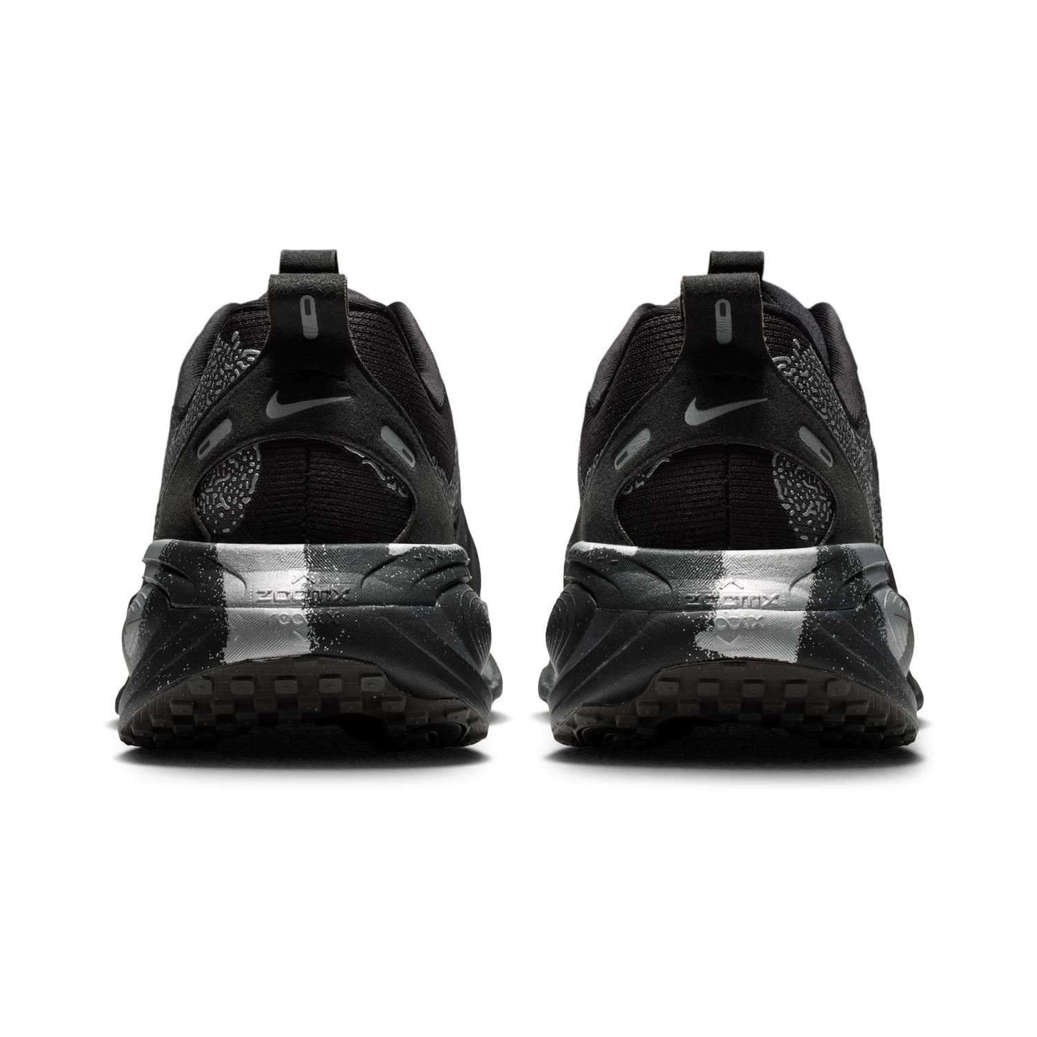 NIKE VOMERO 18 DSRPT image number null