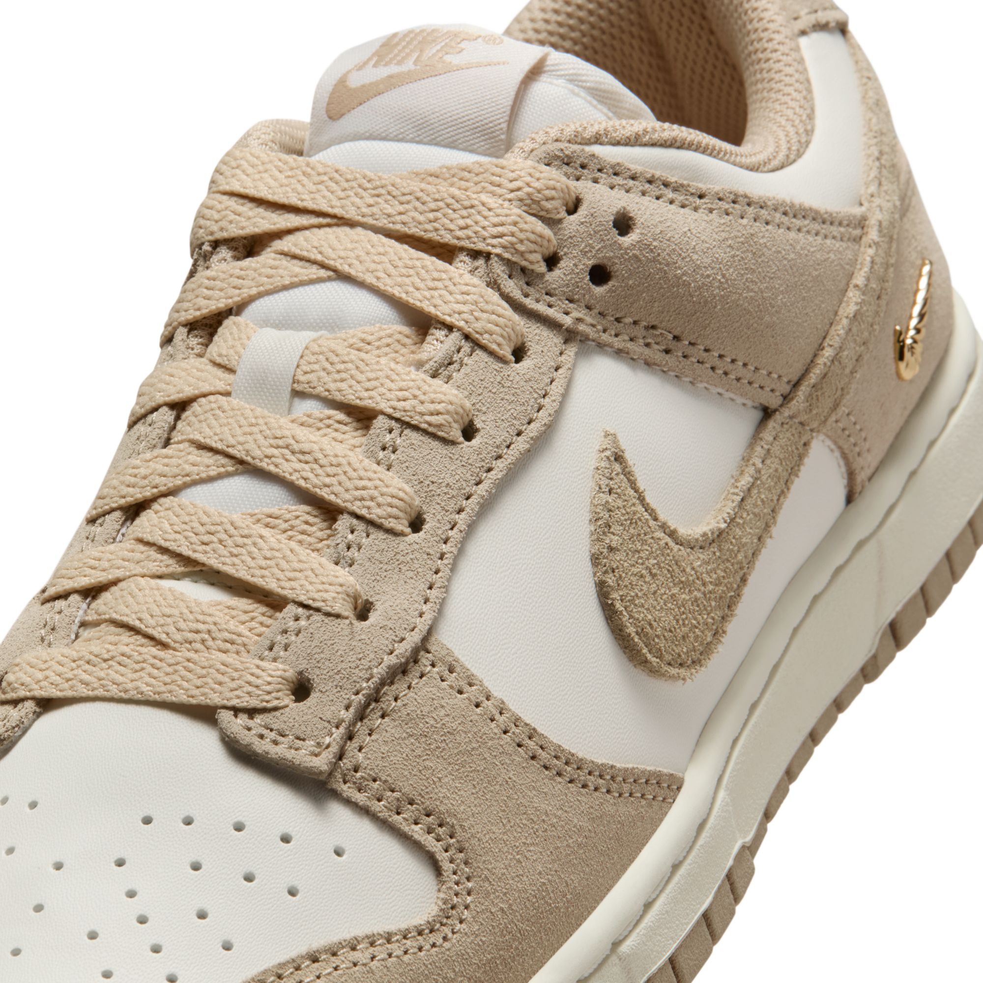 Nike Dunk Low Suede image number null