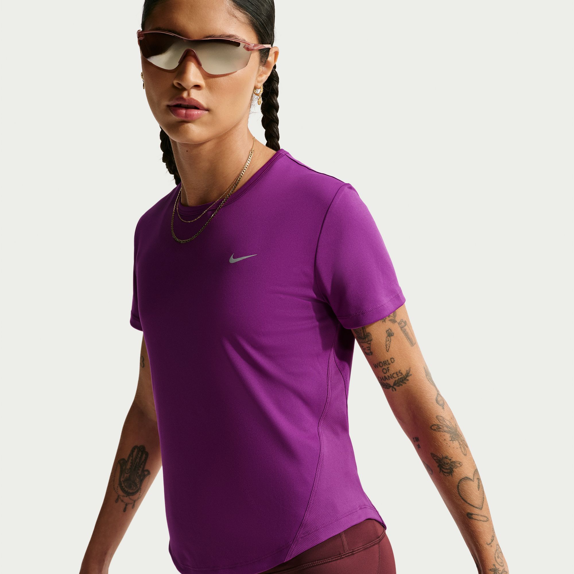Nike Tempo image number null