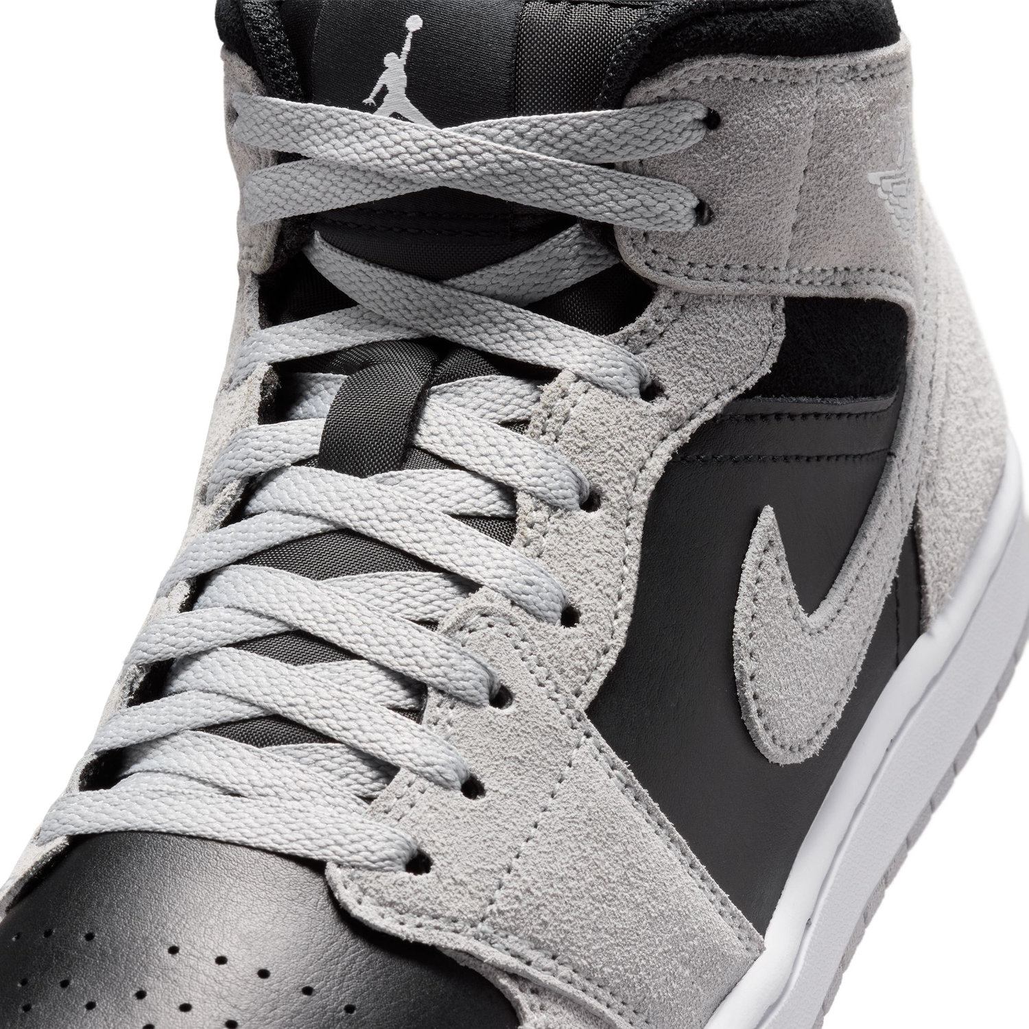 AIR JORDAN 1 MID image number null