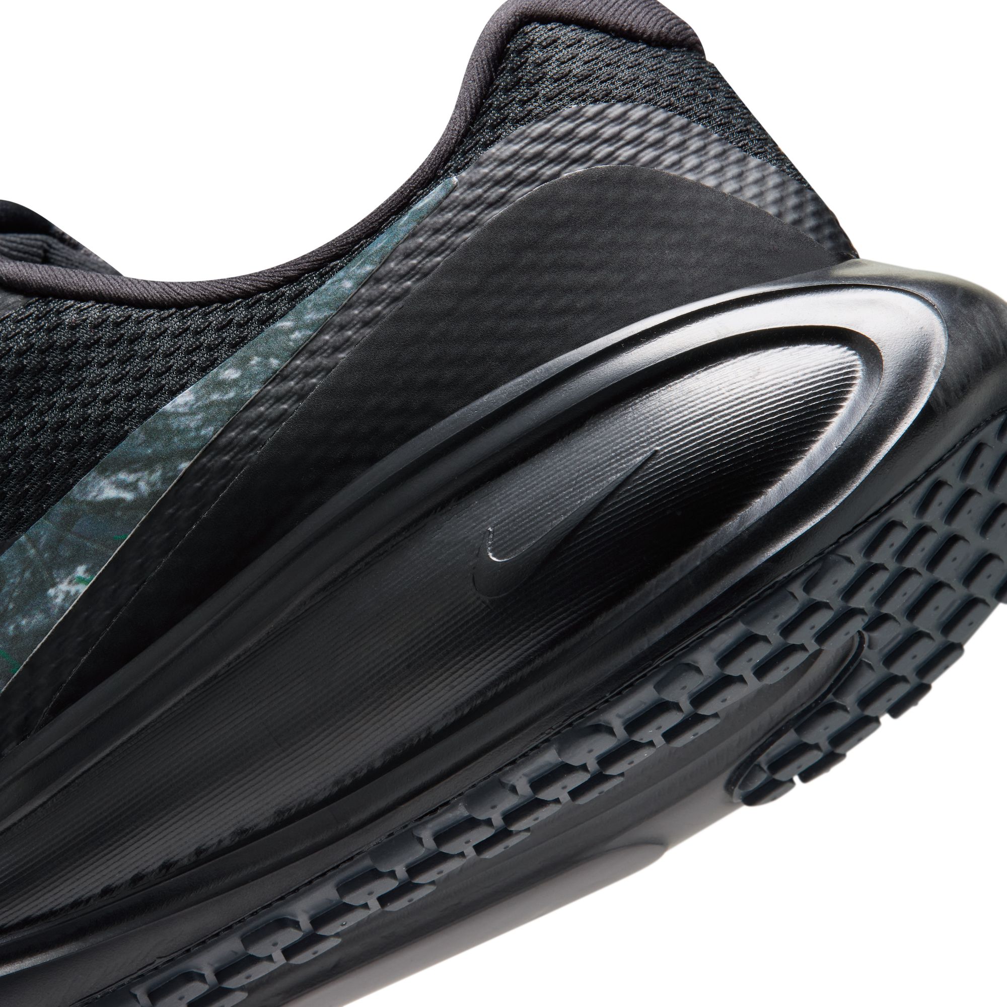 NIKE REVOLUTION 8 REALTREE image number null