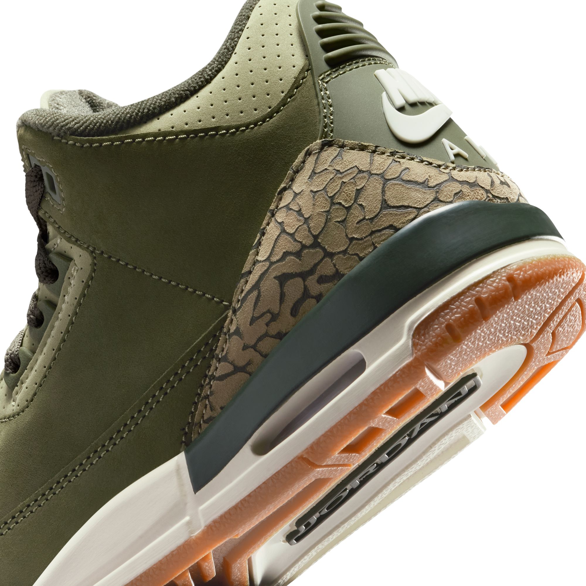 AIR JORDAN 3 RETRO image number null