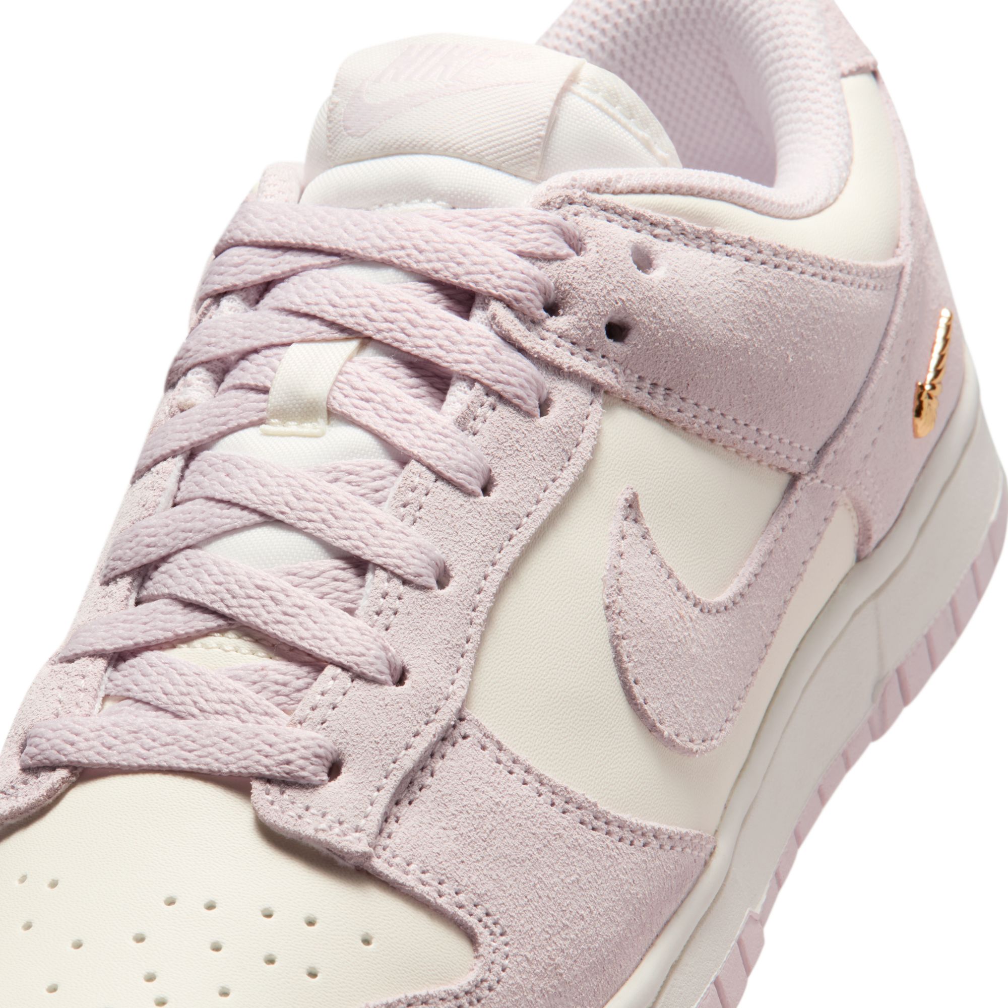 Nike Dunk Low Suede image number null