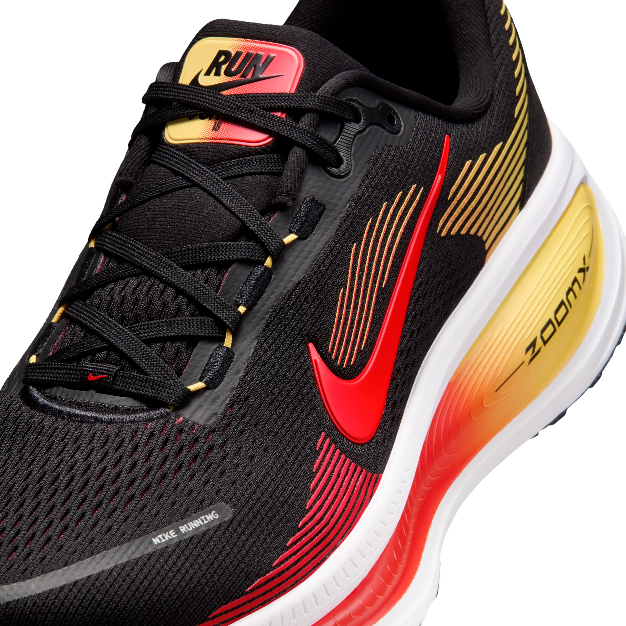 Nike Vomero 18 image number null