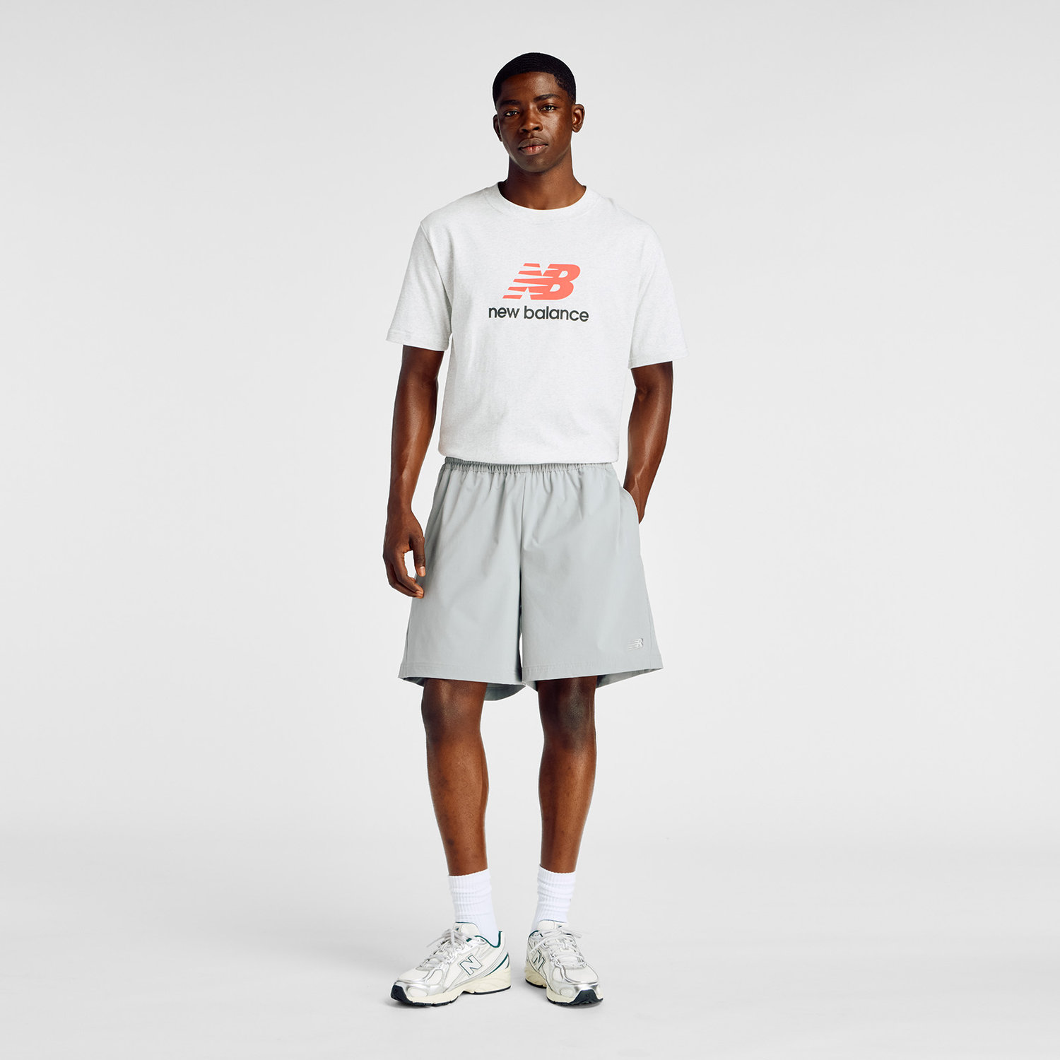 ATHLETICS STRETCH WOVEN SHORT 7