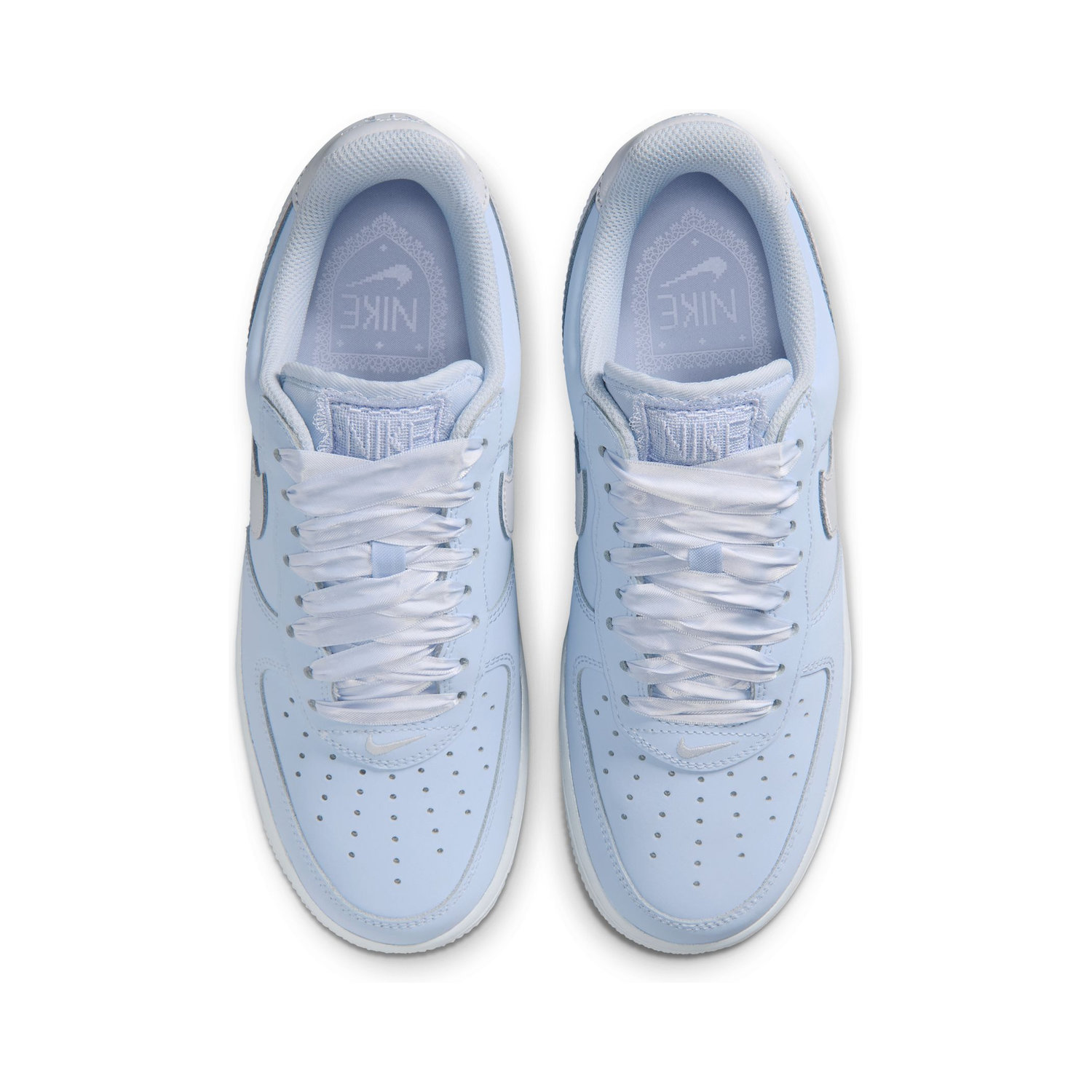 W  AIR FORCE 1 RETRO PRM image number null