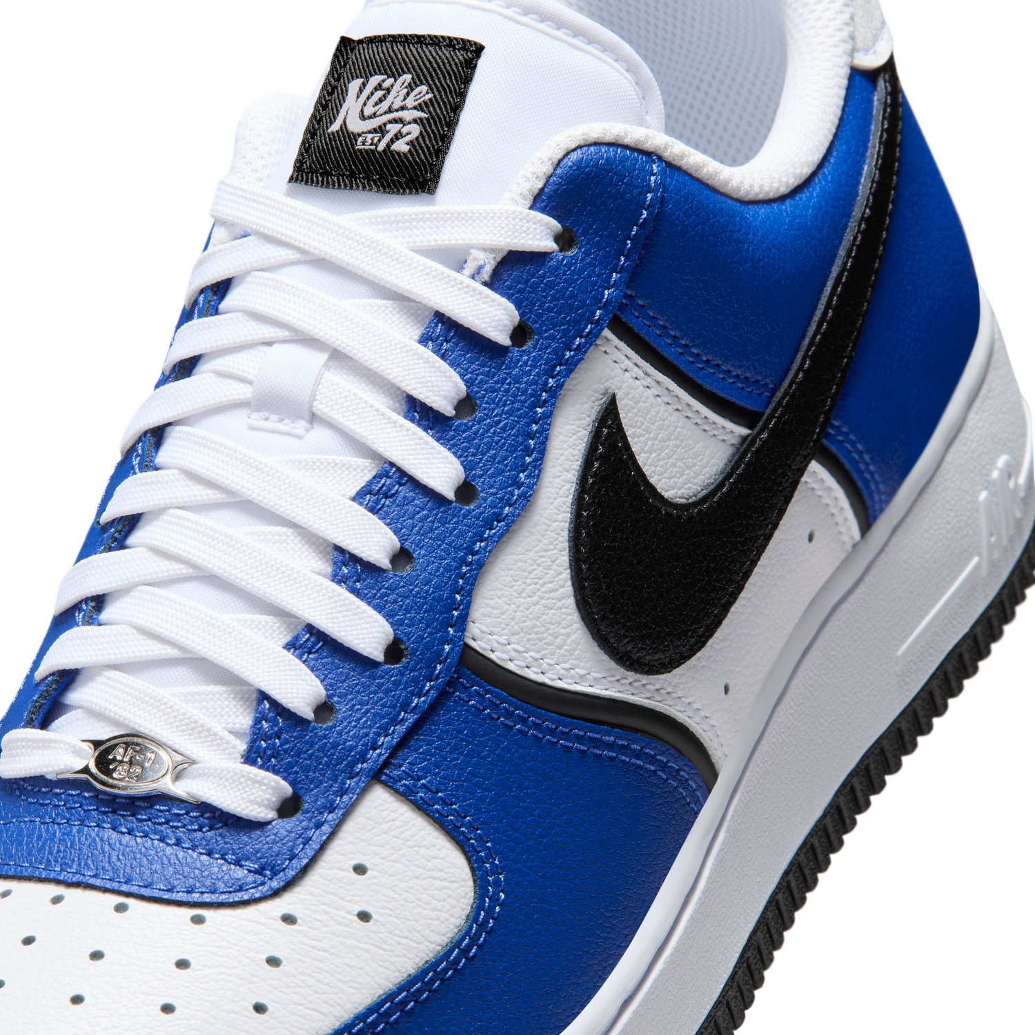 AIR FORCE 1 ''07 LV8 SPORT image number null