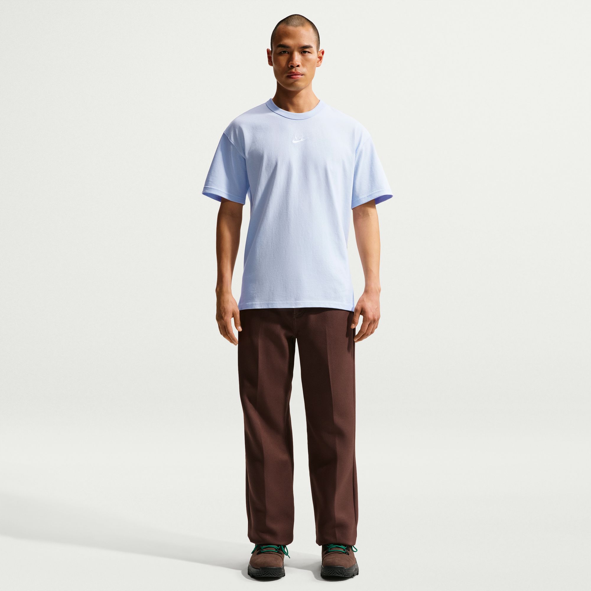 Nike Sportswear Premium Essentials image number null