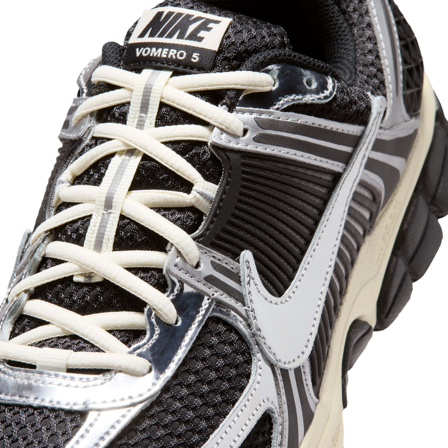Nike Zoom Vomero 5 image number null