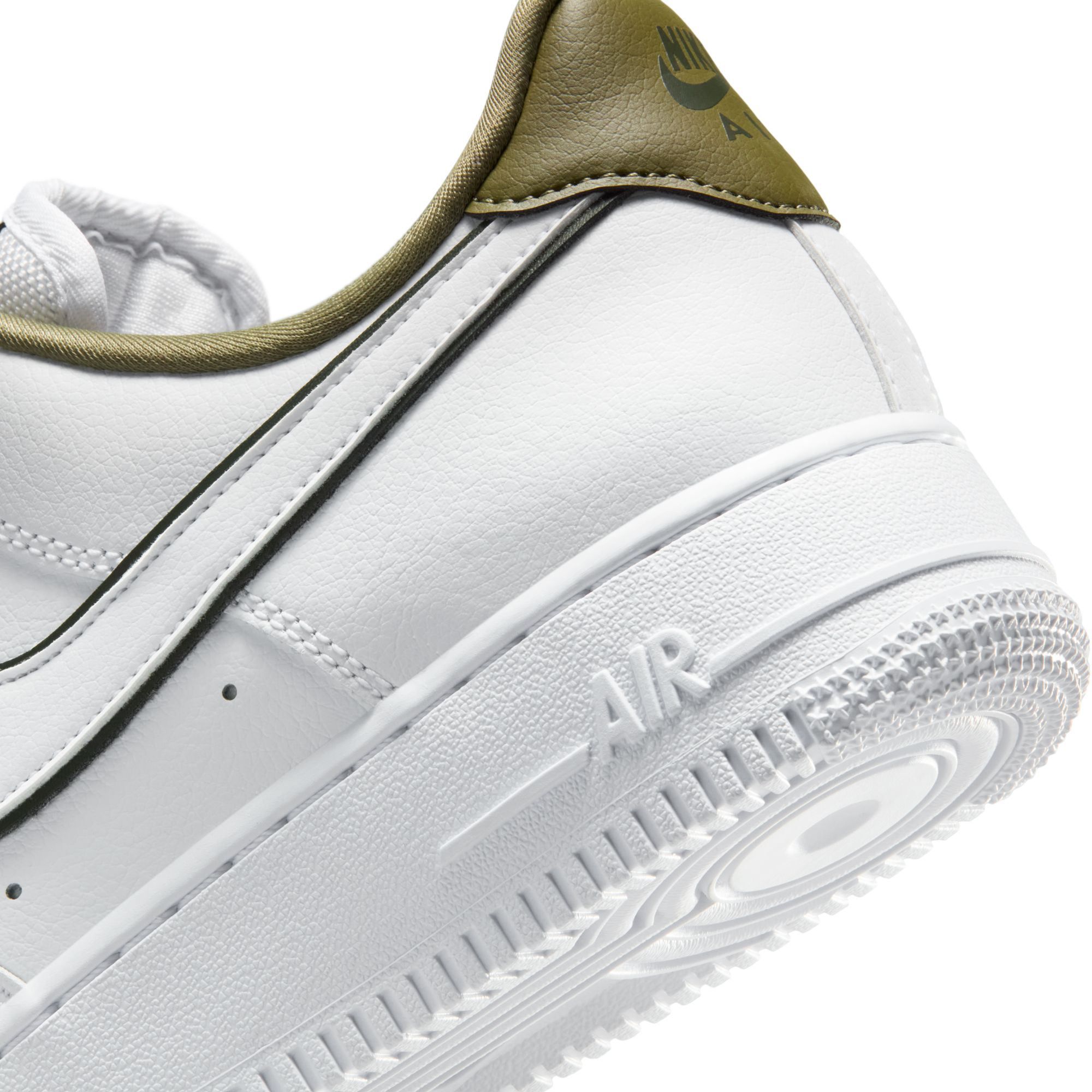 Nike Air Force 1 '07 Essential