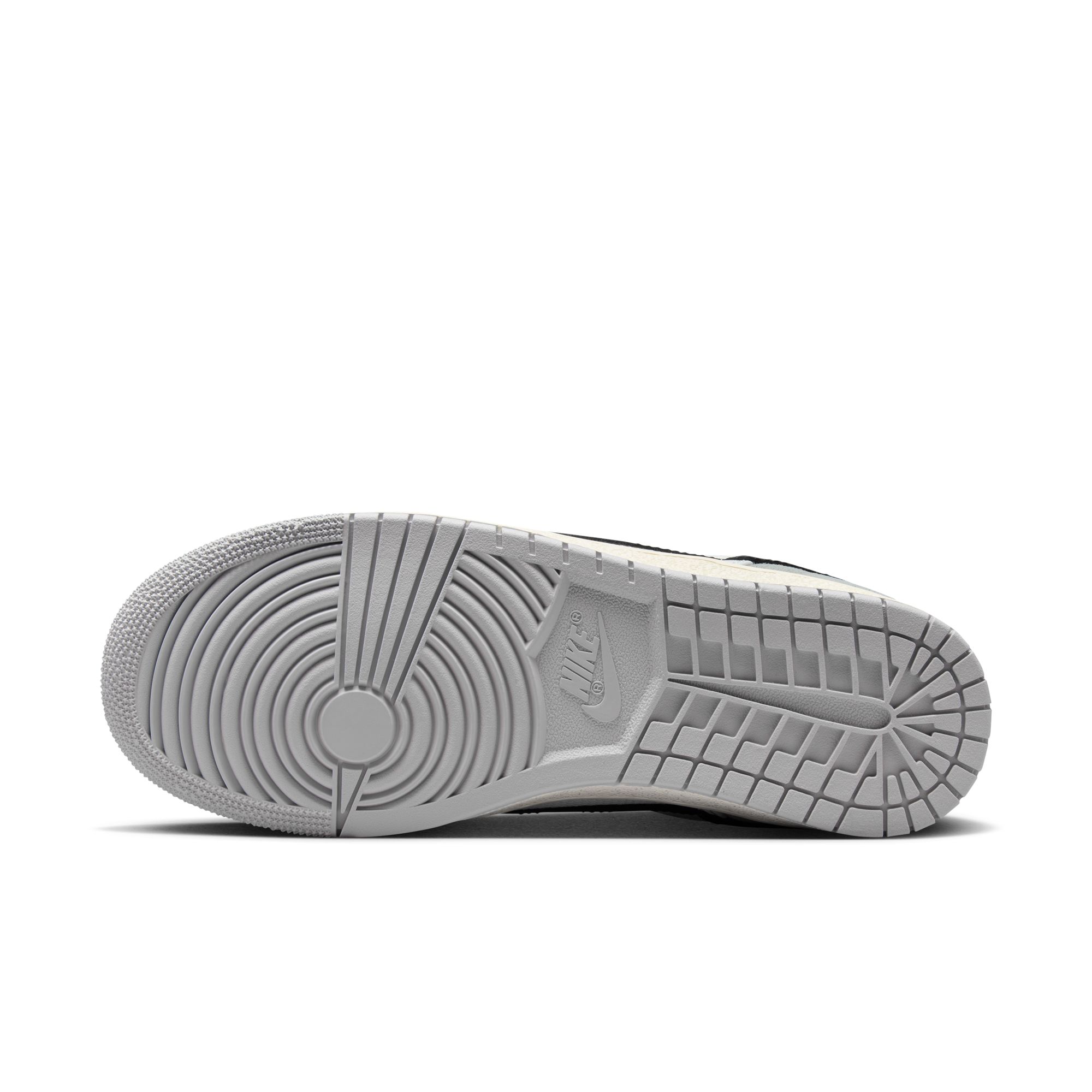 Air Jordan Skyline Low image number null