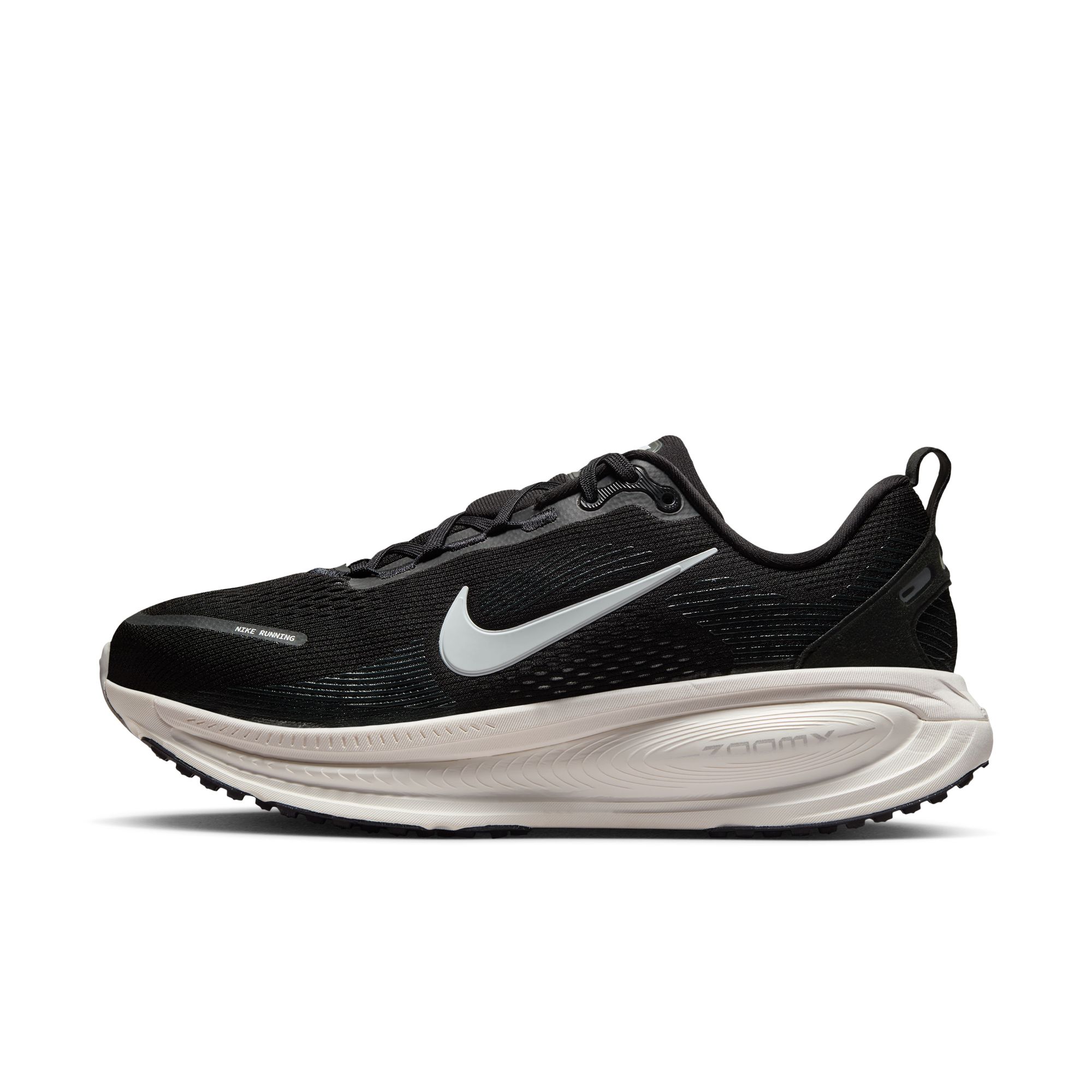 NIKE VOMERO 18 image number null