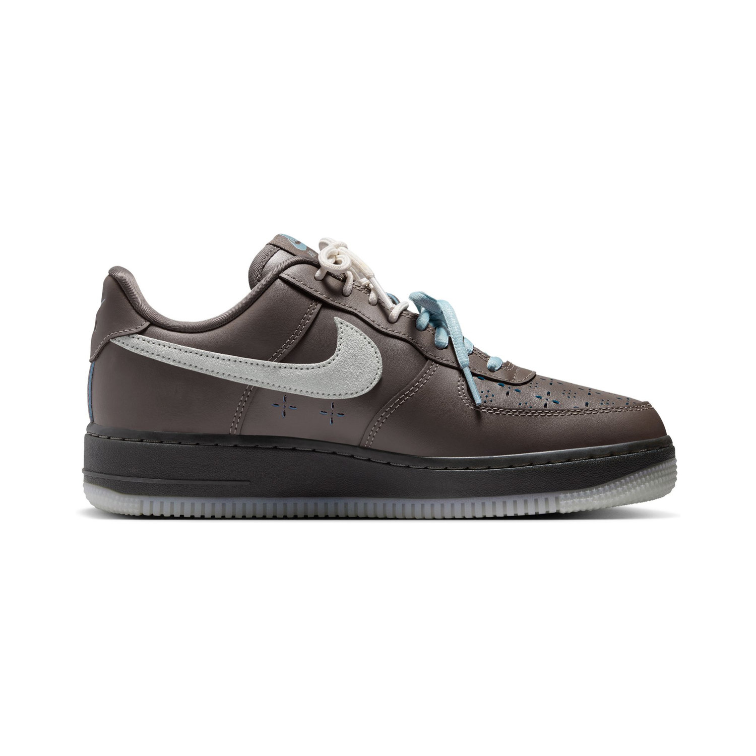 WMNS AIR FORCE 1 ''07 LV8 FMME image number null