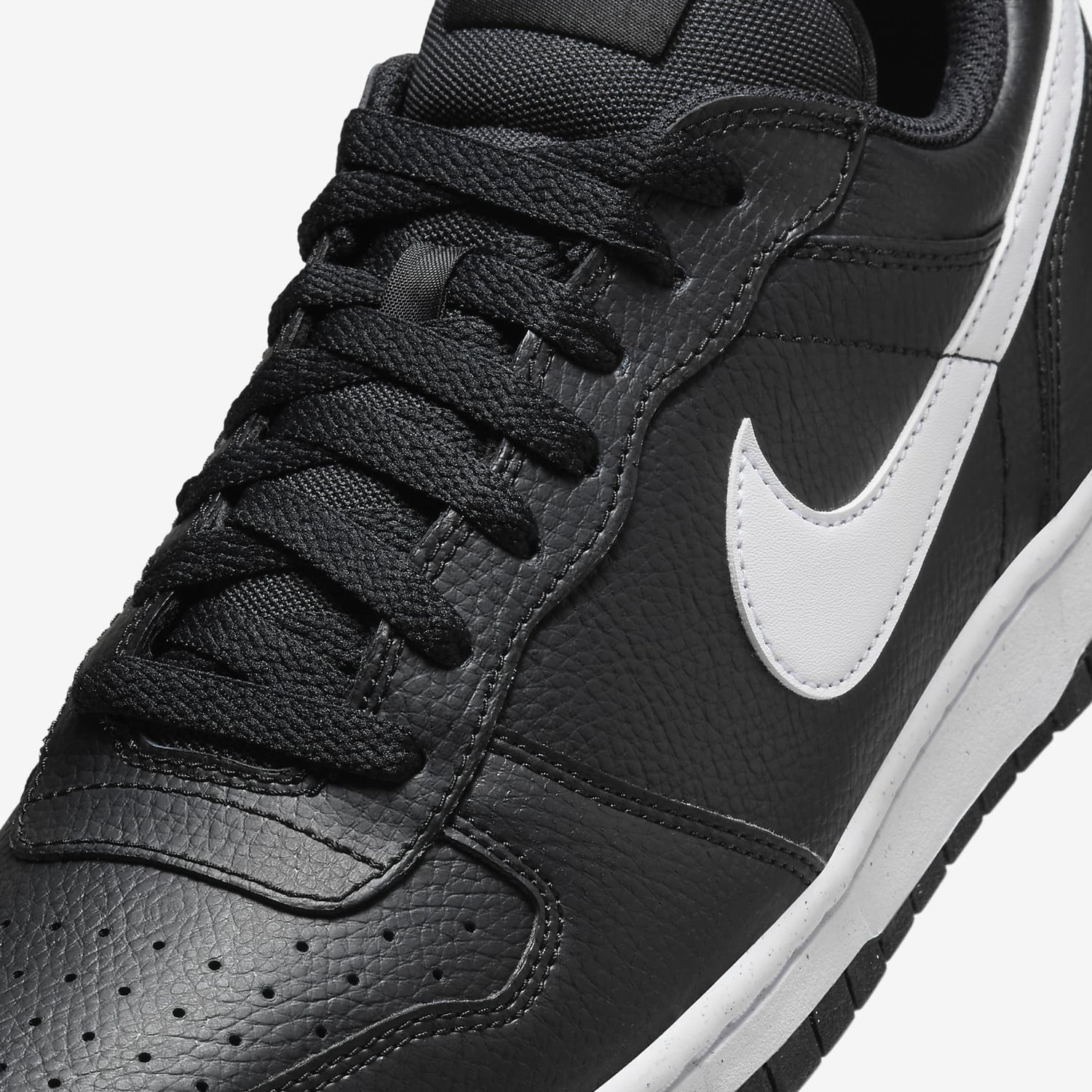 NIKE BIG LOW image number null