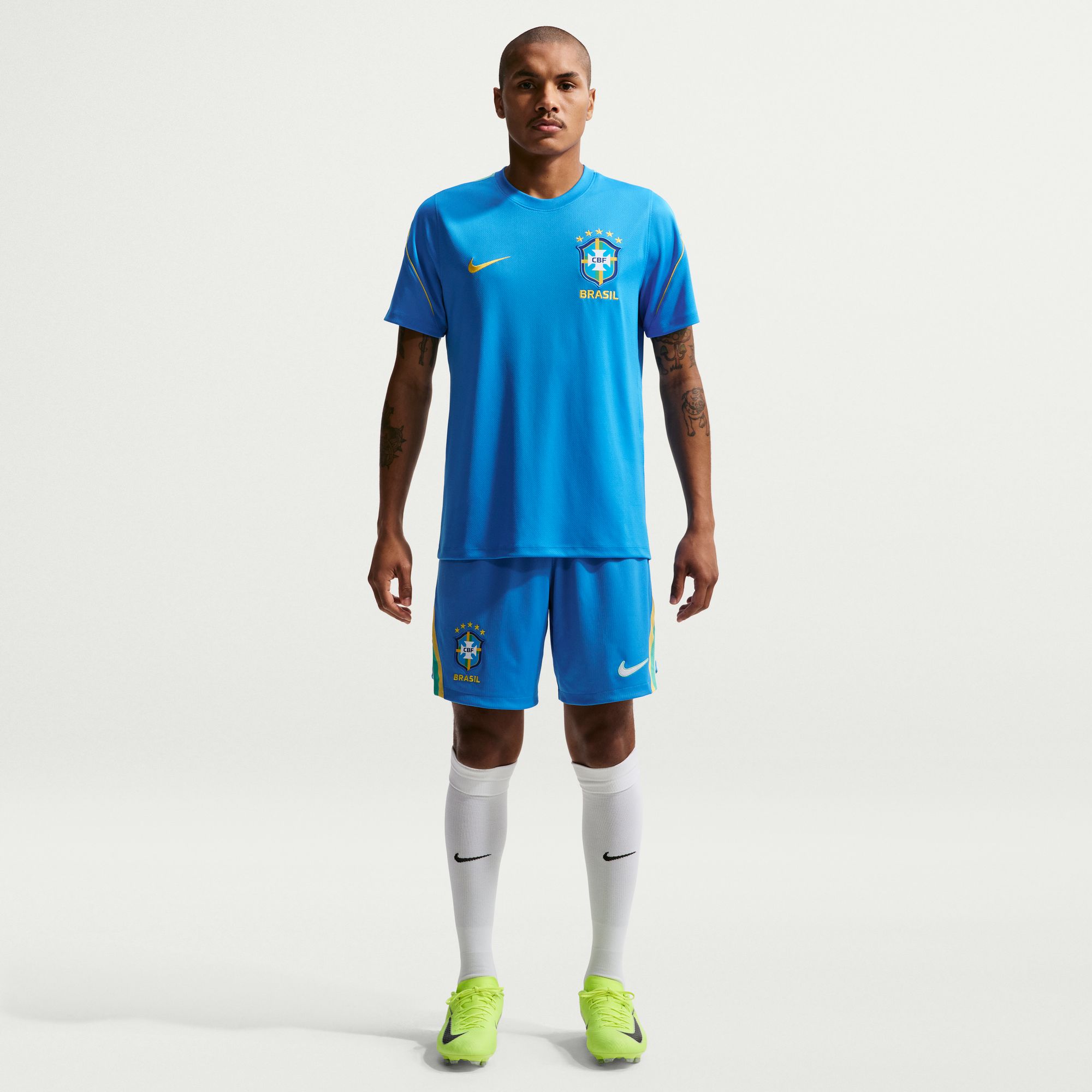 CBF M NK DF SHORT STAD HM
