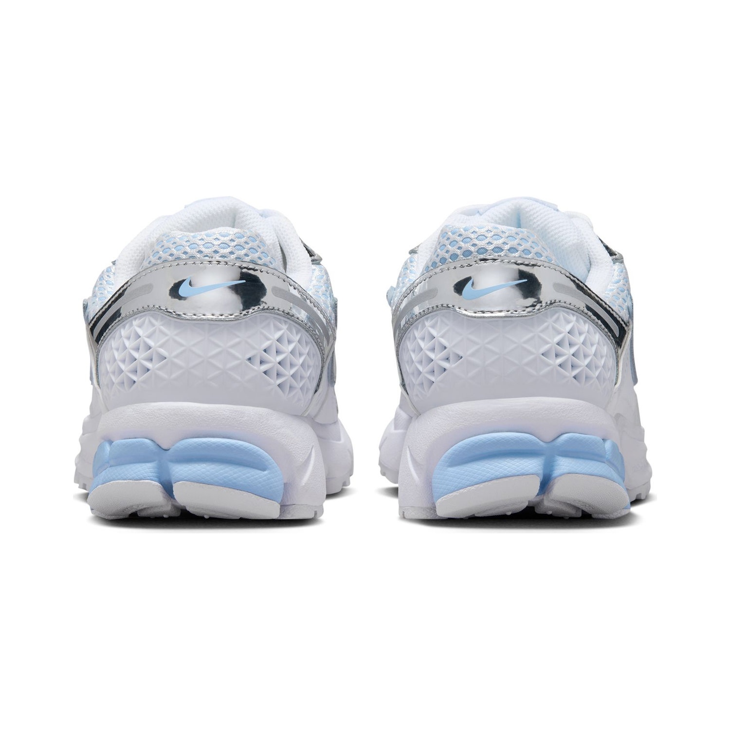 W NIKE ZOOM VOMERO 5 CHROME image number null