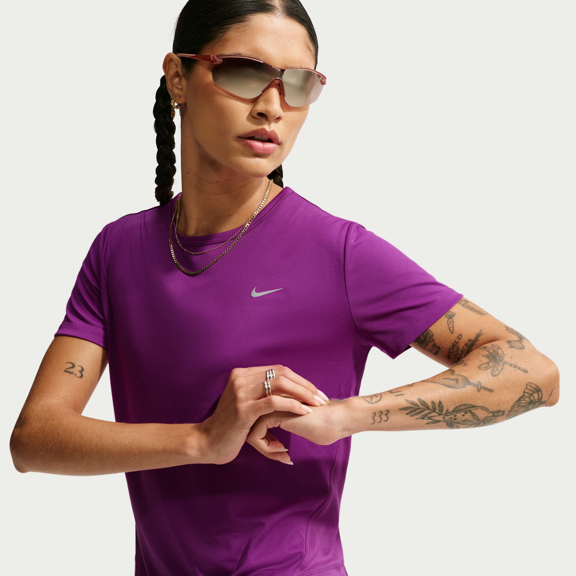 Nike Tempo image number null