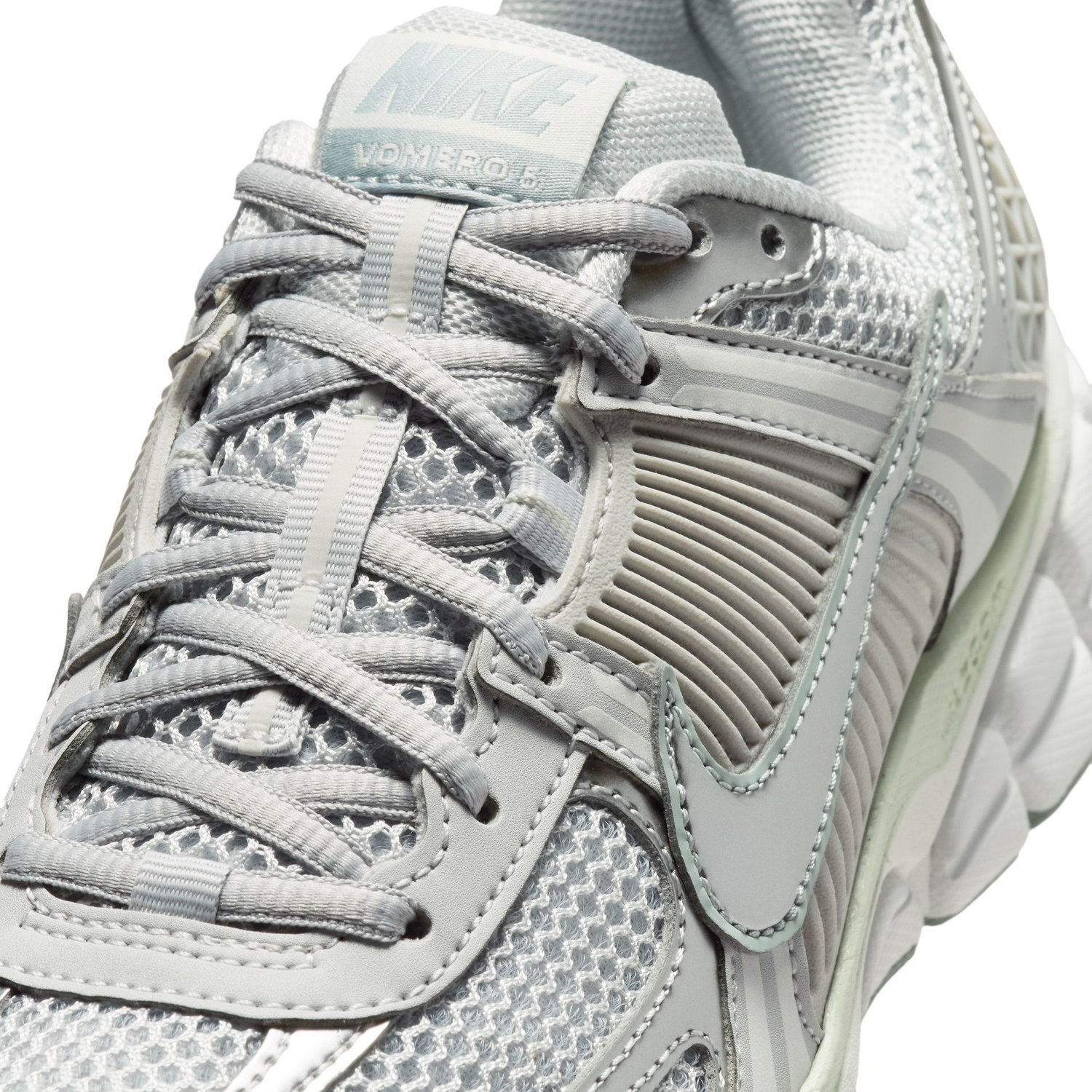Nike Zoom Vomero 5 image number null