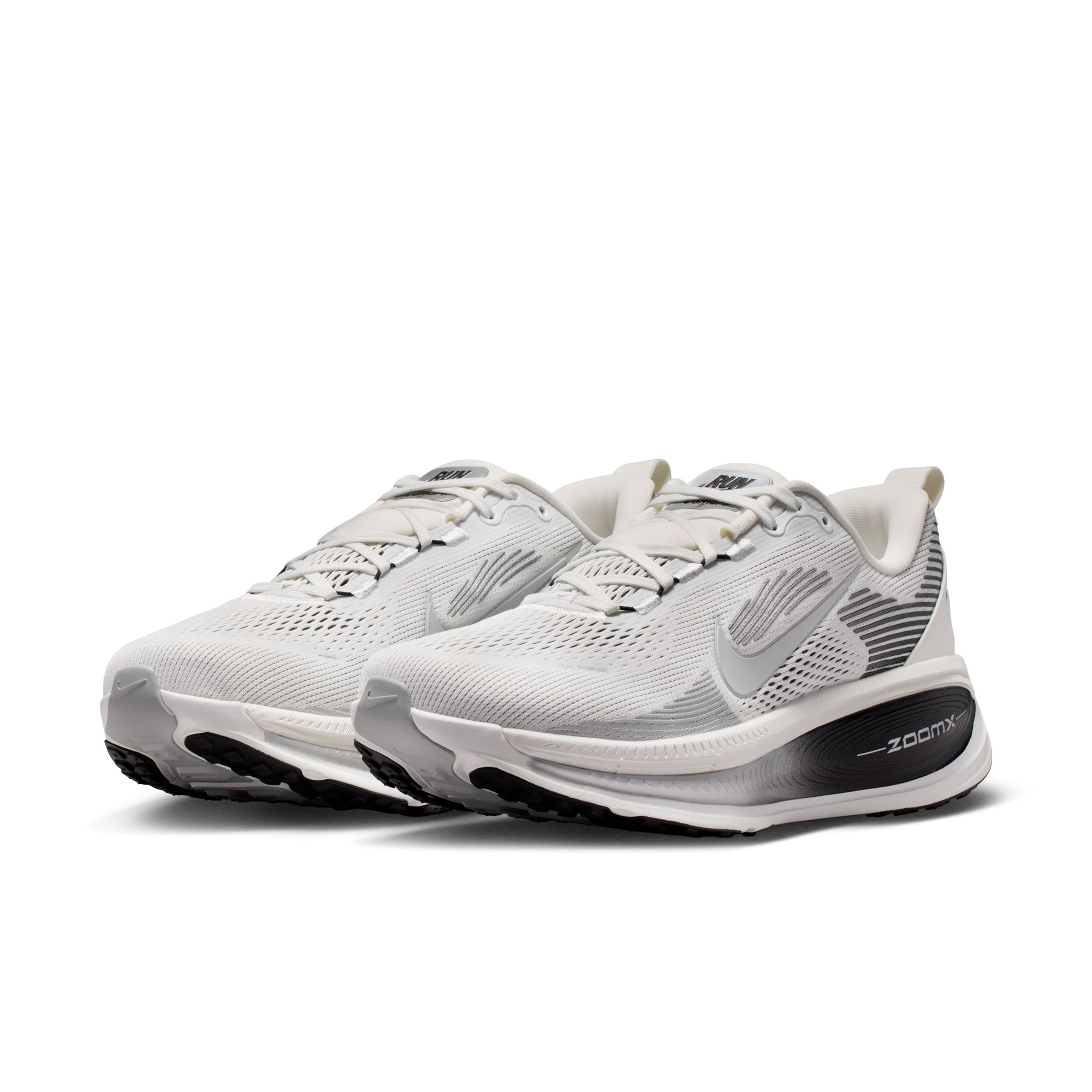 NIKE VOMERO 18 RR image number null