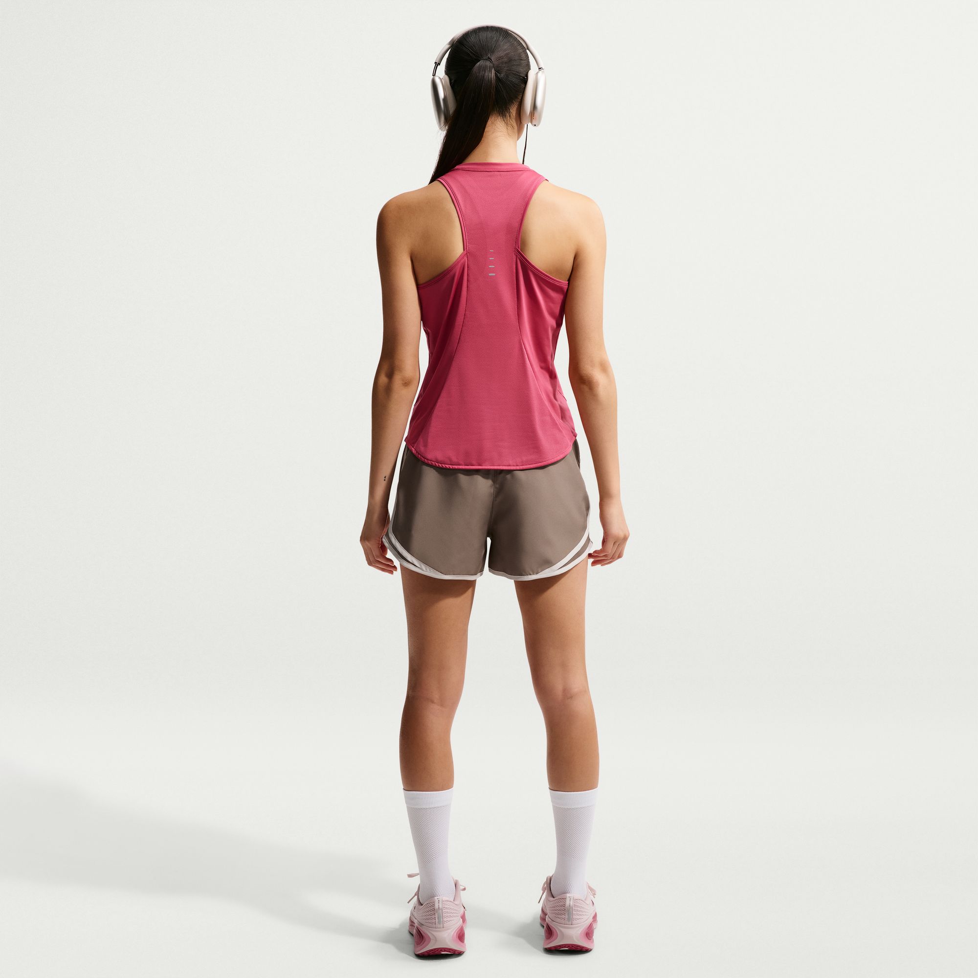 Nike Tempo image number null