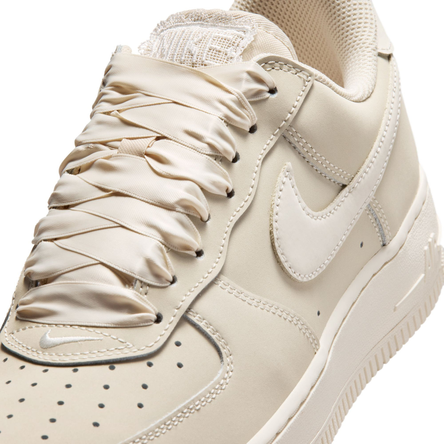 Nike Air Force 1 Retro Premium image number null