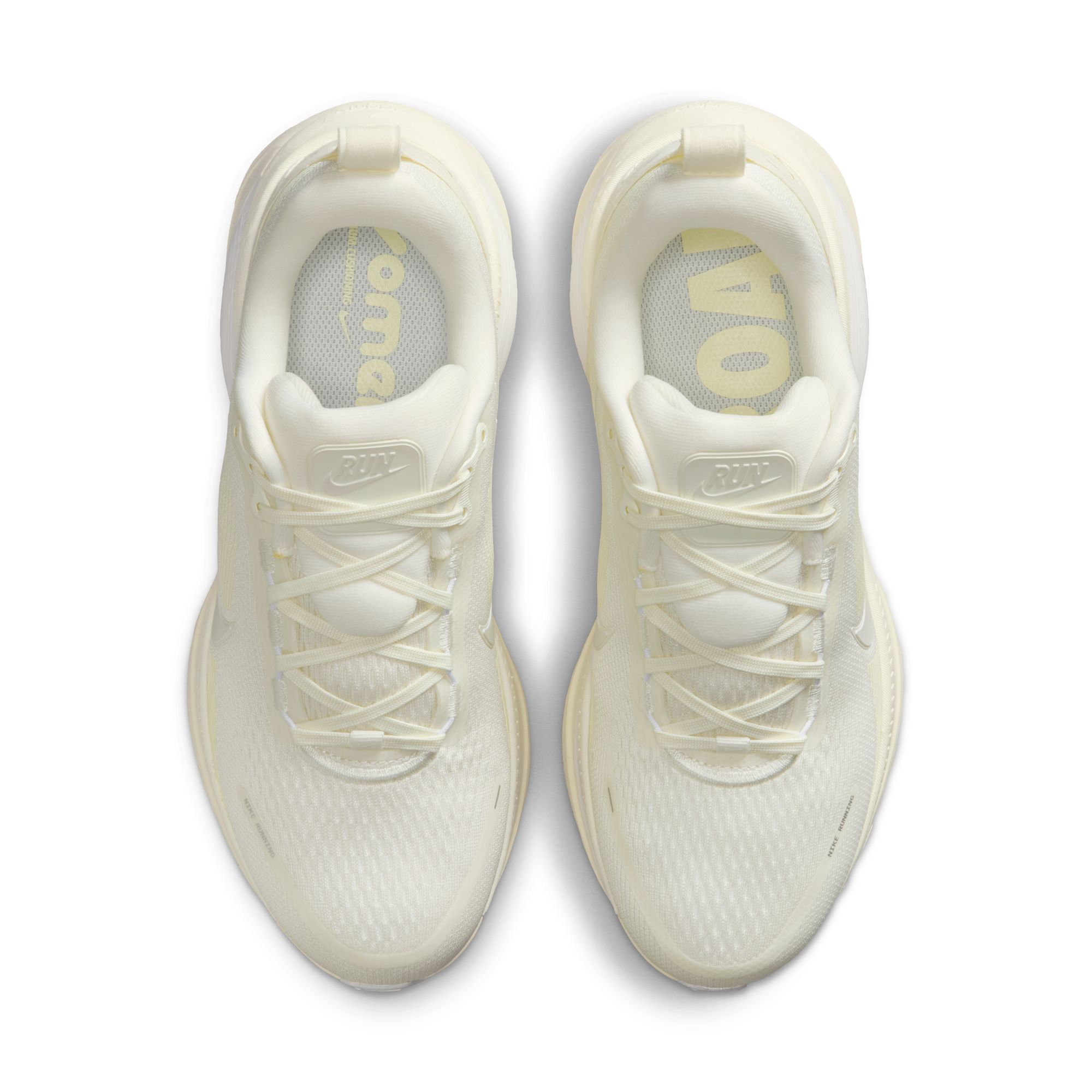 W NIKE VOMERO 18 image number null