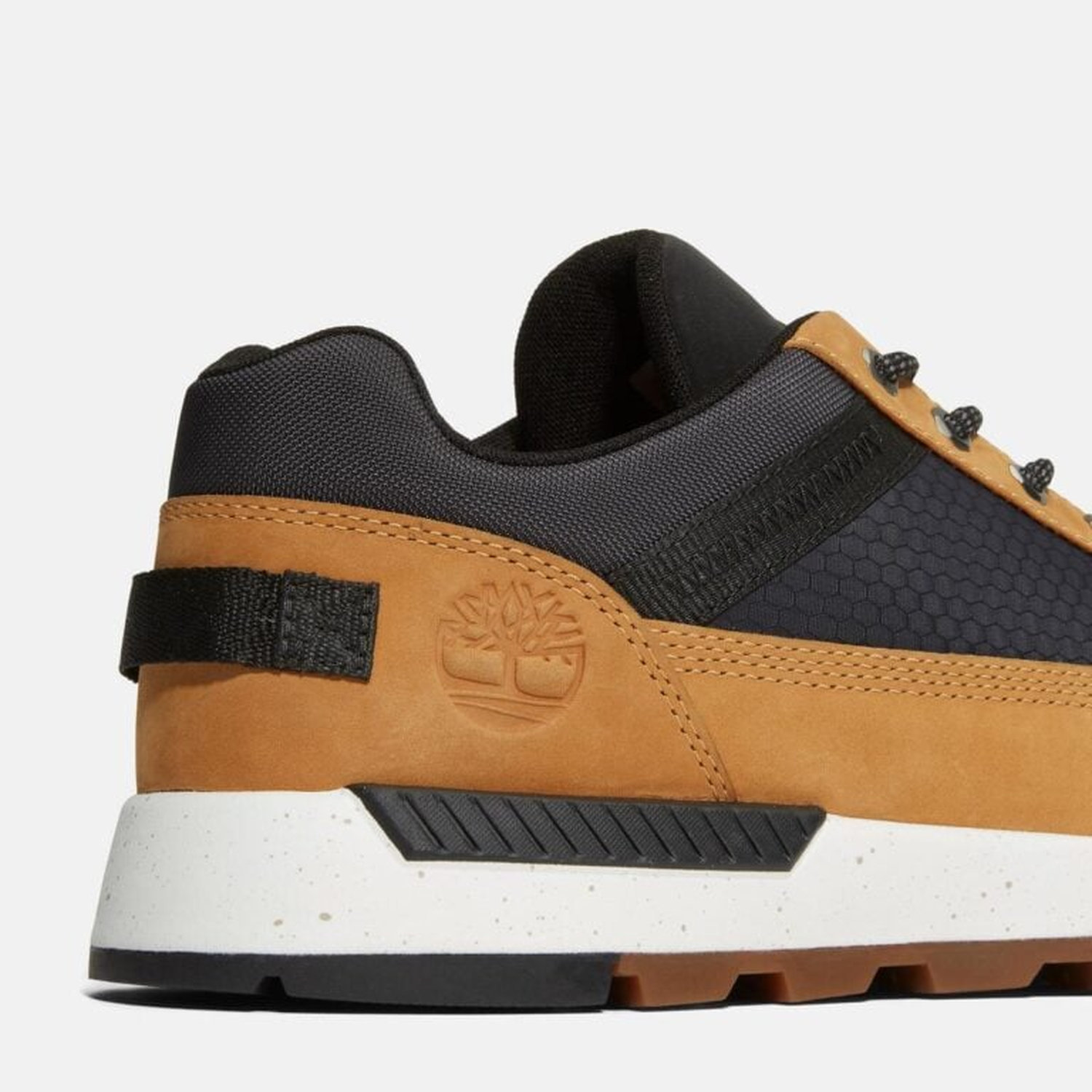 FIELD TREKKER image number null