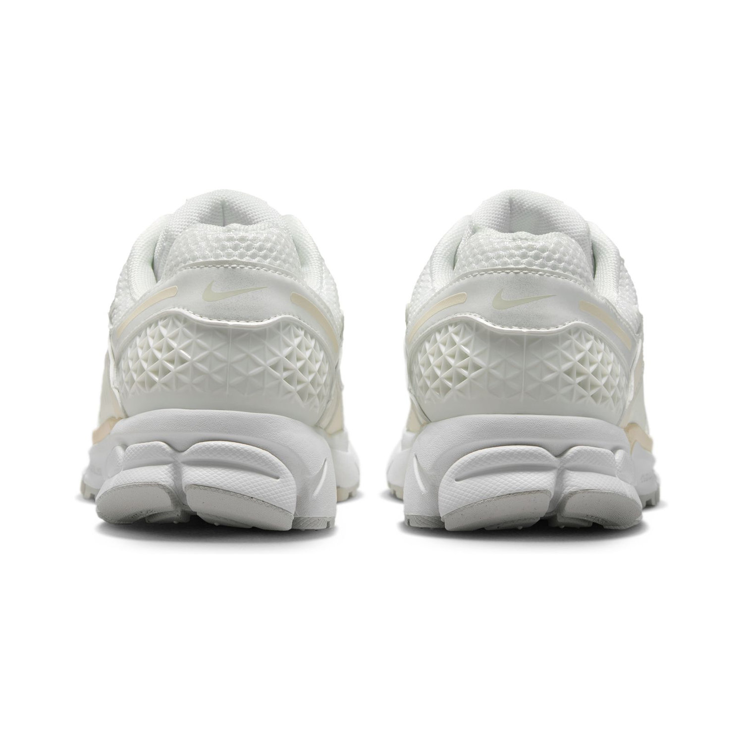 Nike Zoom Vomero 5 image number null
