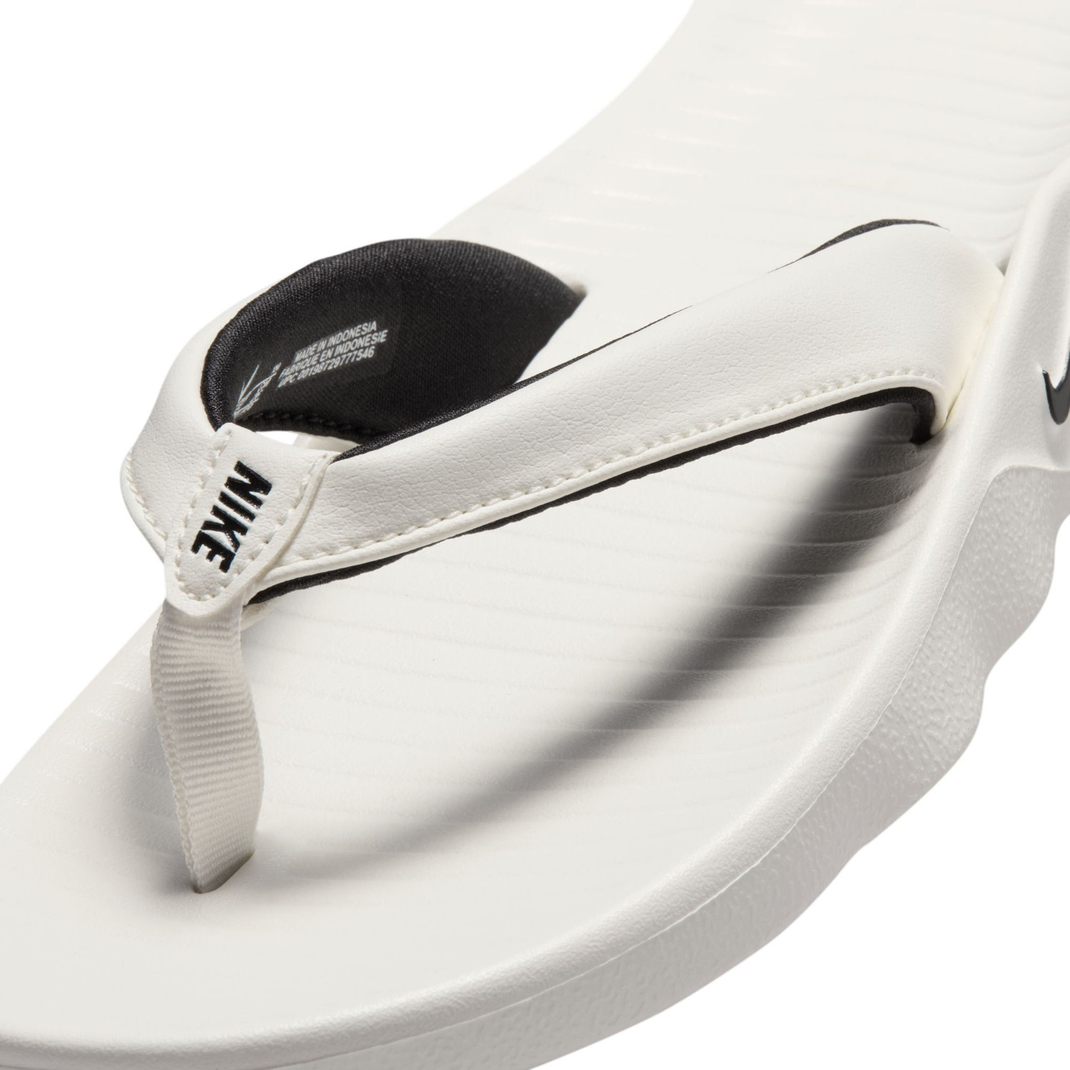 W NIKE MARINA image number null