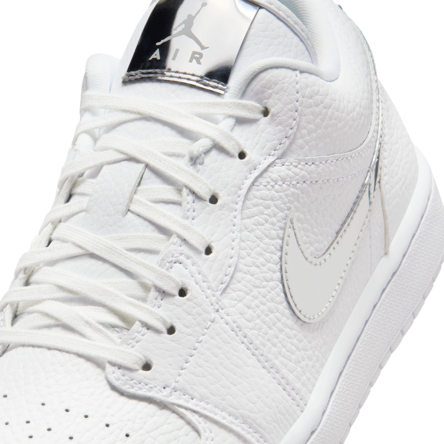 WMNS AIR JORDAN 1 LOW SE image number null