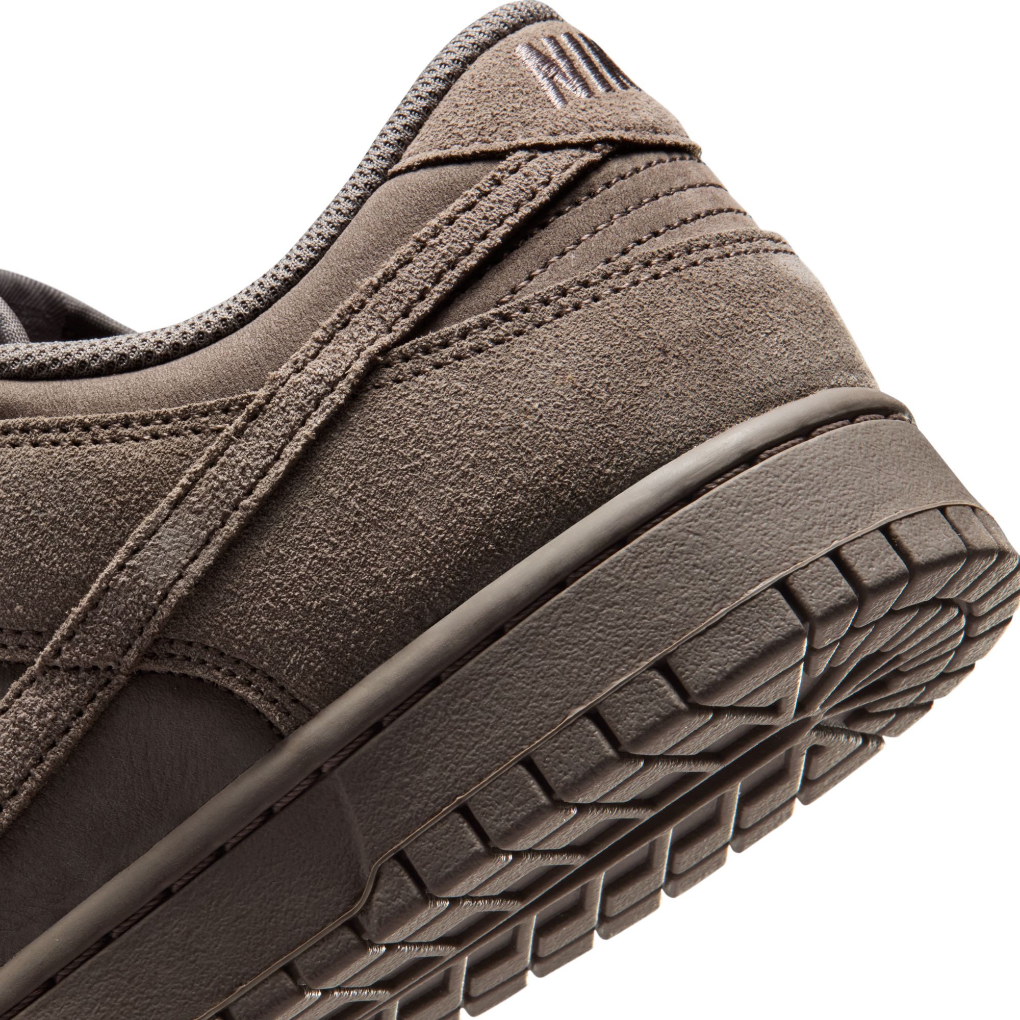 Nike Dunk Low Retro SE image number null