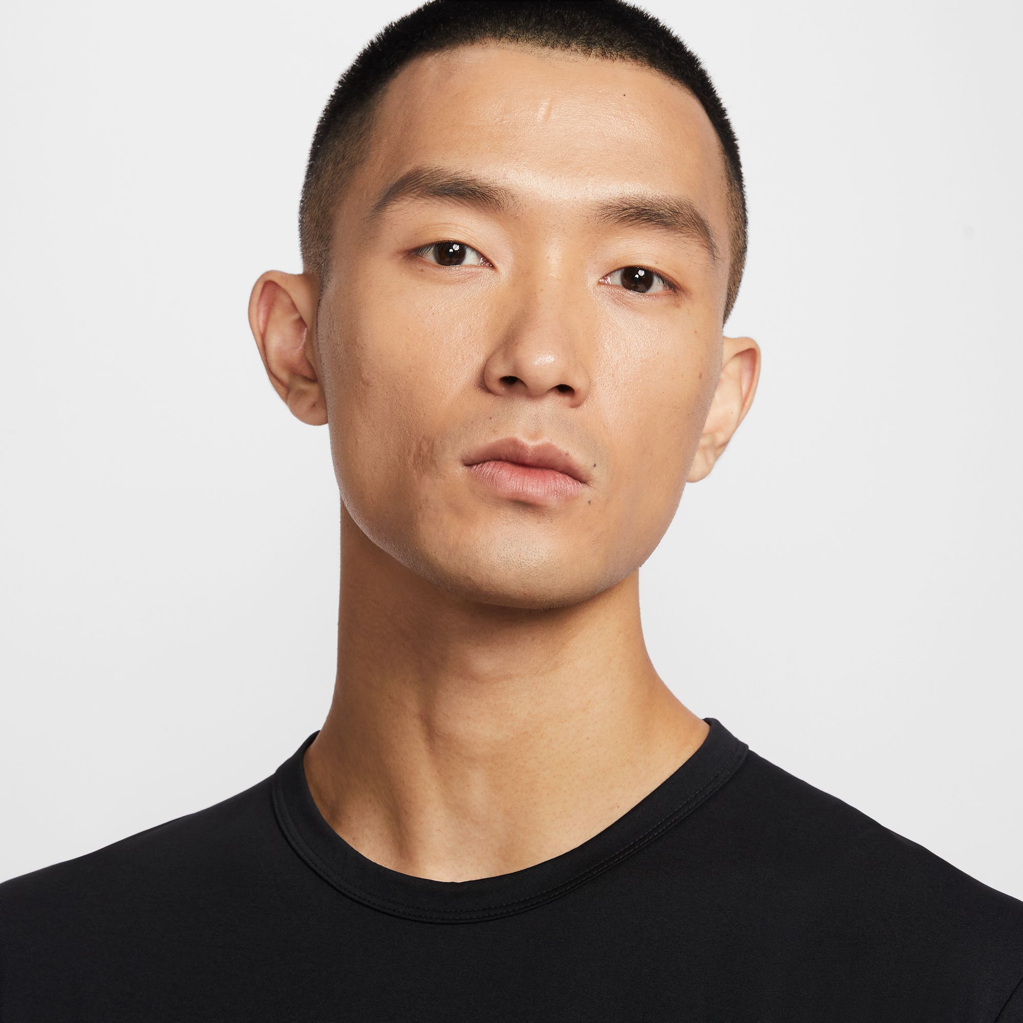 Nike Hyverse image number null